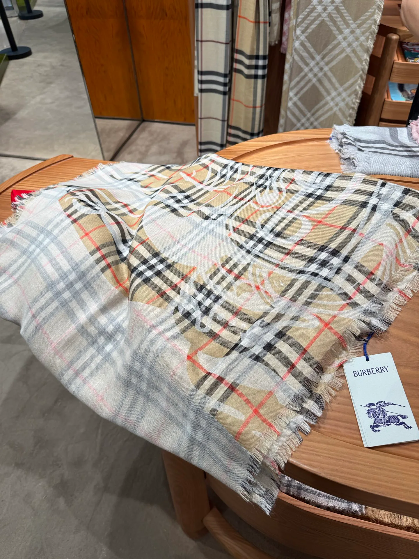 Scarves BURBERRY 18093310