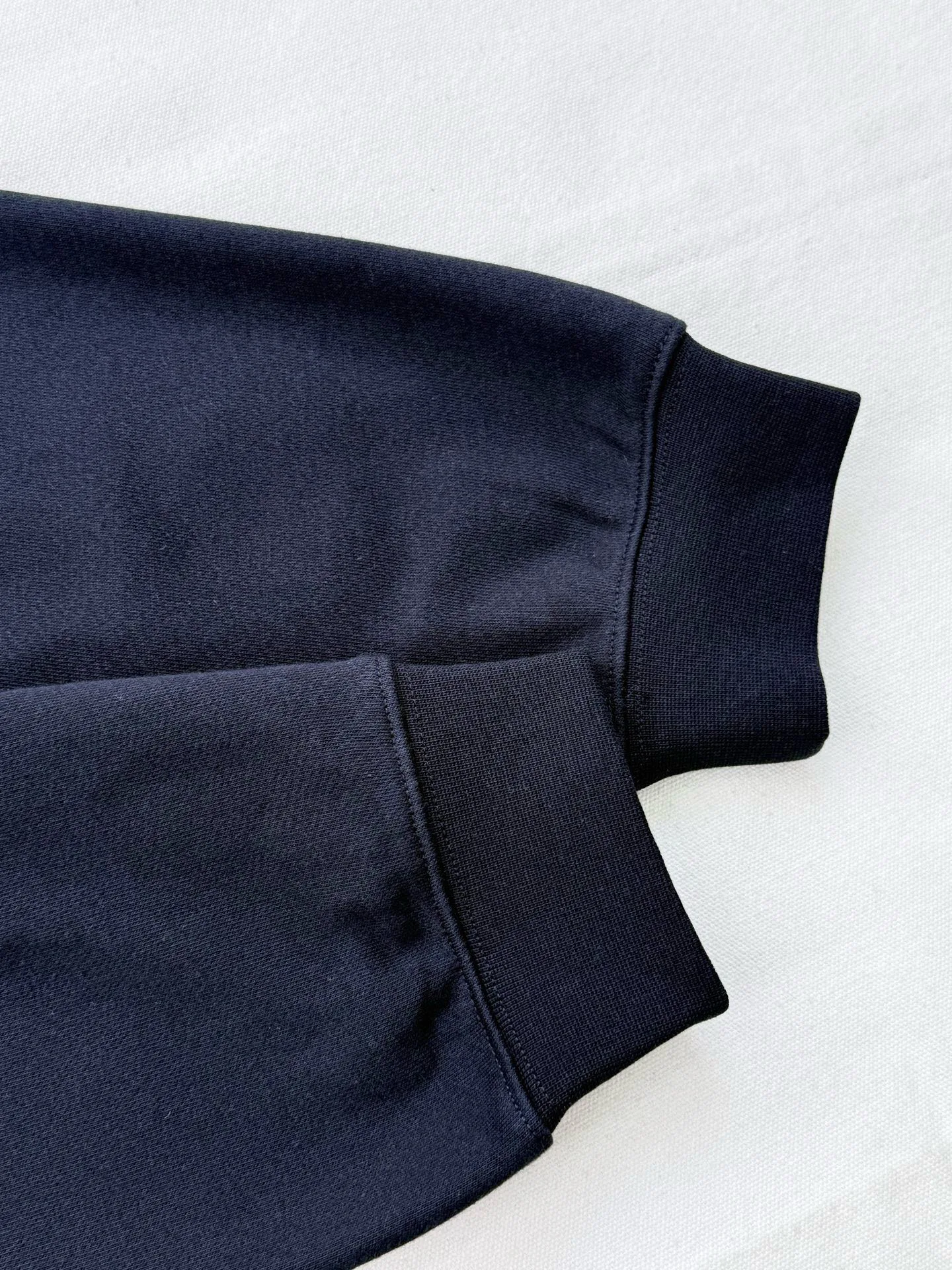 Men's Sweatshirts And Hoodies GUCCI 18369051
