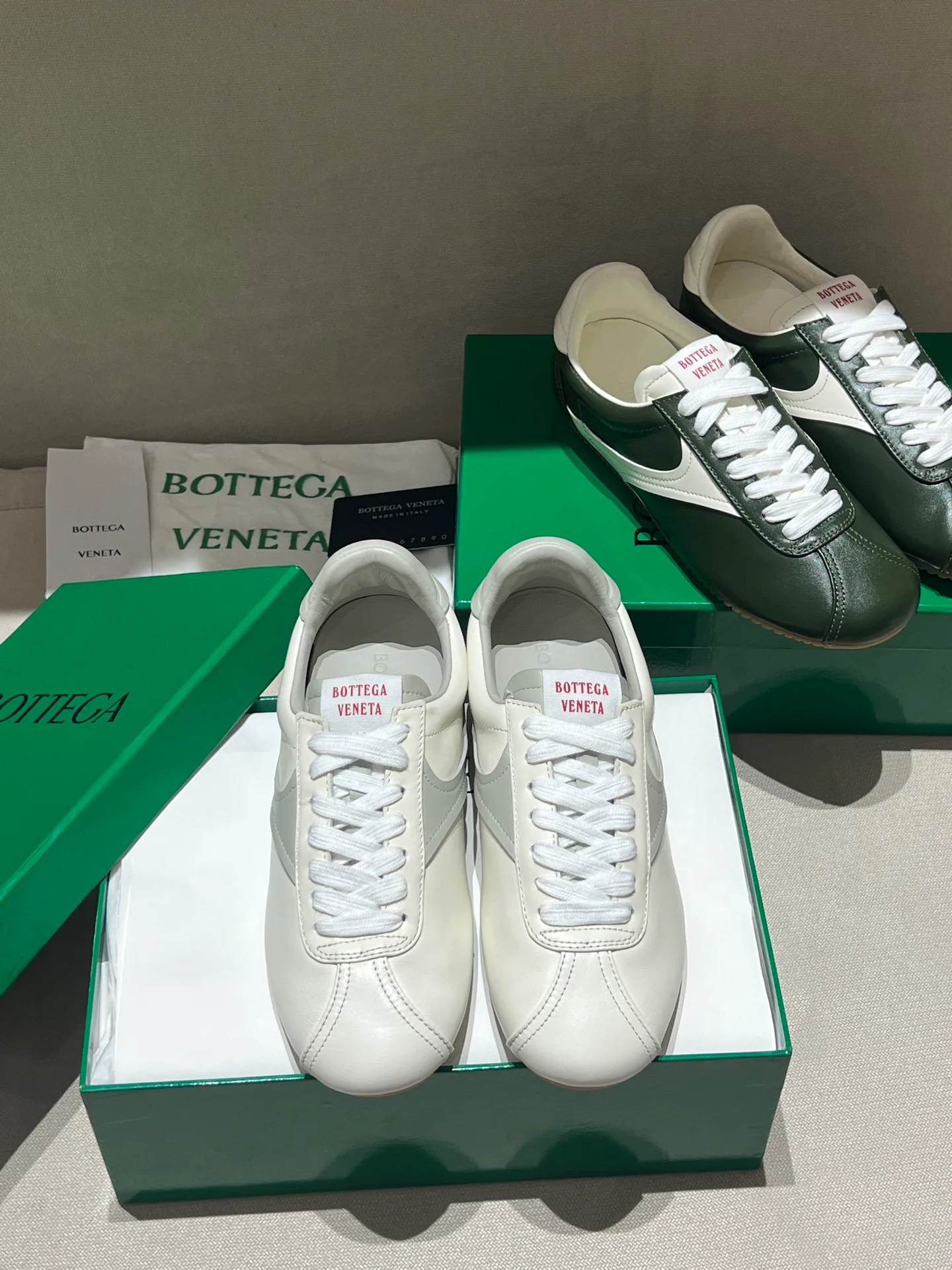 Women's Sneakers BOTTEGA VENETA 18020582