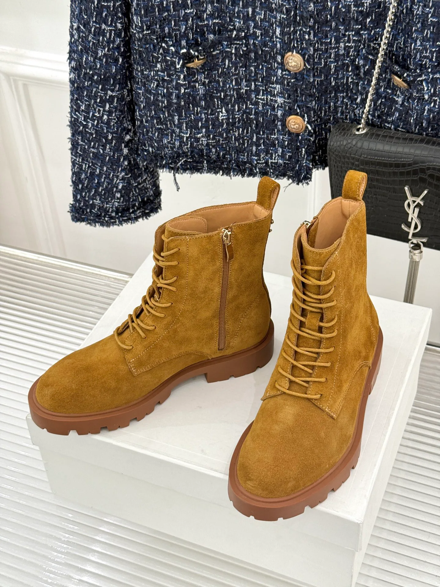 Women's Ankle Boots CELINE 18233567