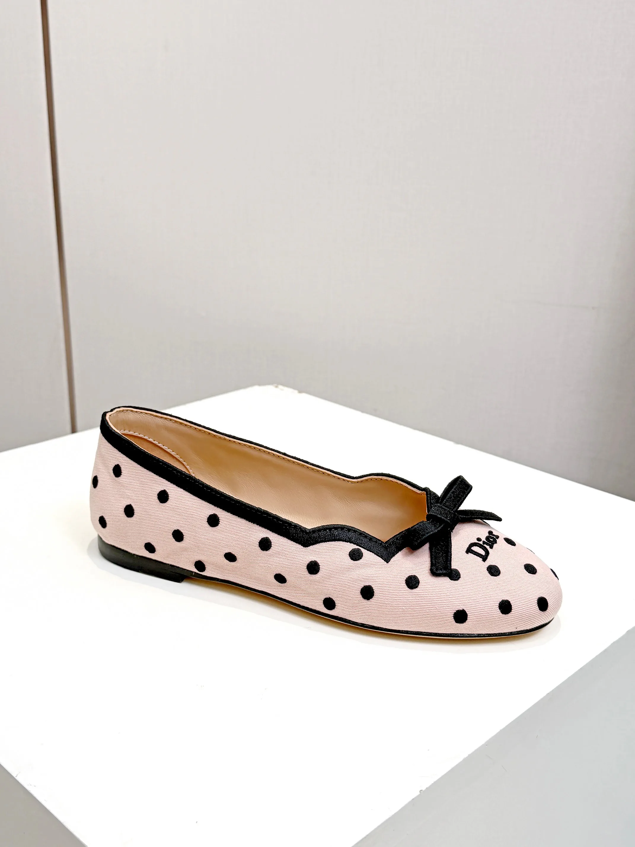Women's Ballet Flats CHRISTIAN DIOR 18362240