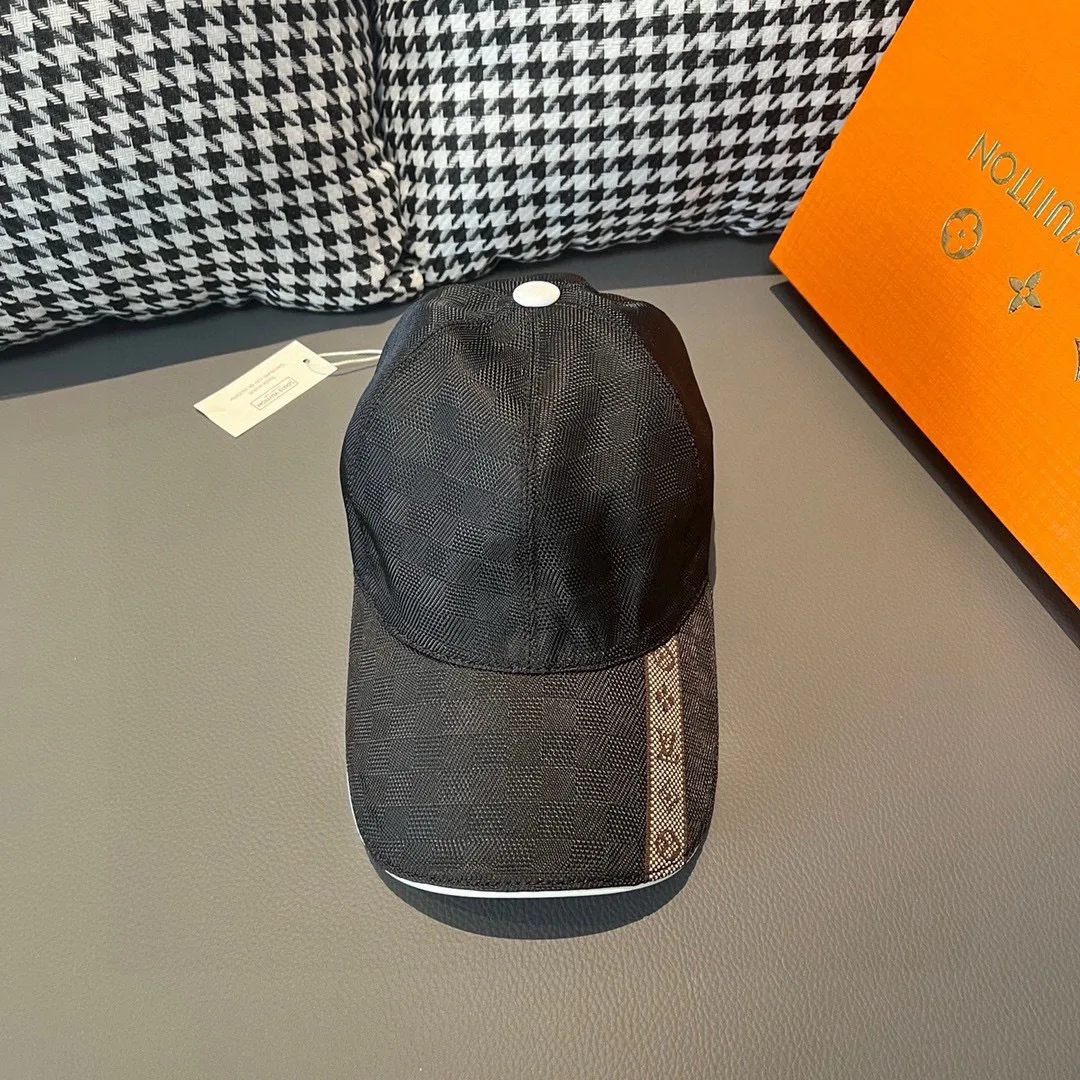 Hats LOUIS VUITTON 17515273