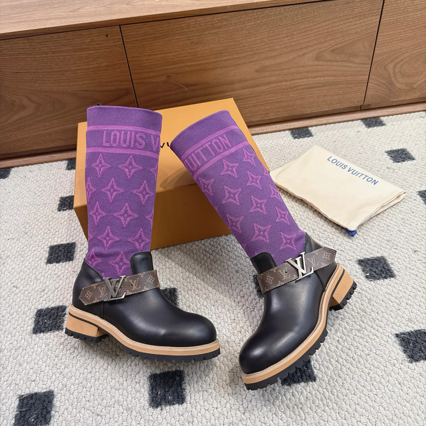 Women's Ankle Boots LOUIS VUITTON 18025513