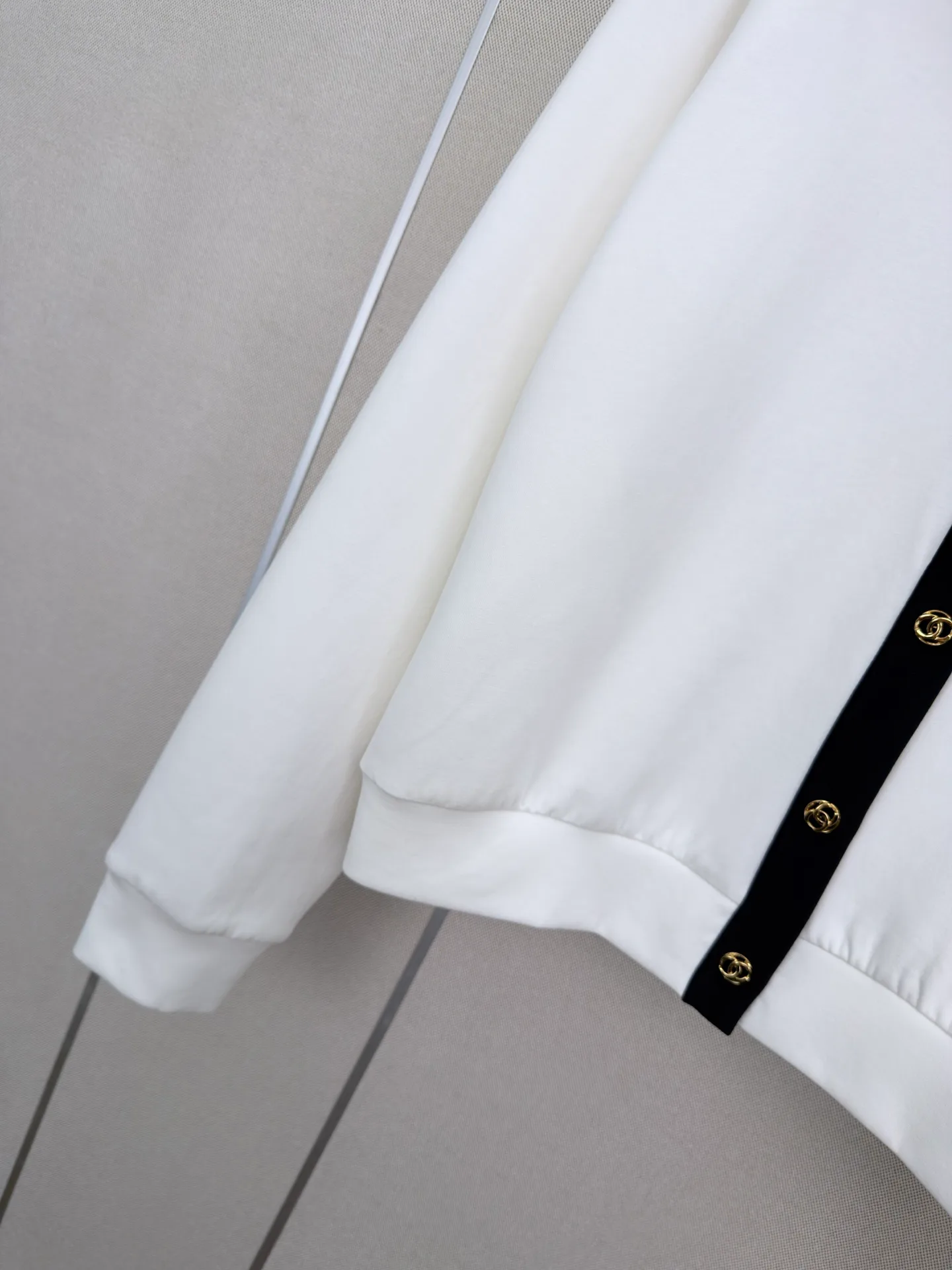 Women's Jumpers And Sweaters CHANEL 18108047