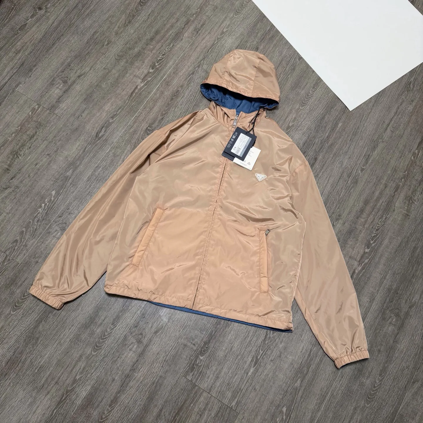 Women's Jackets And Down Jackets PRADA 18052162
