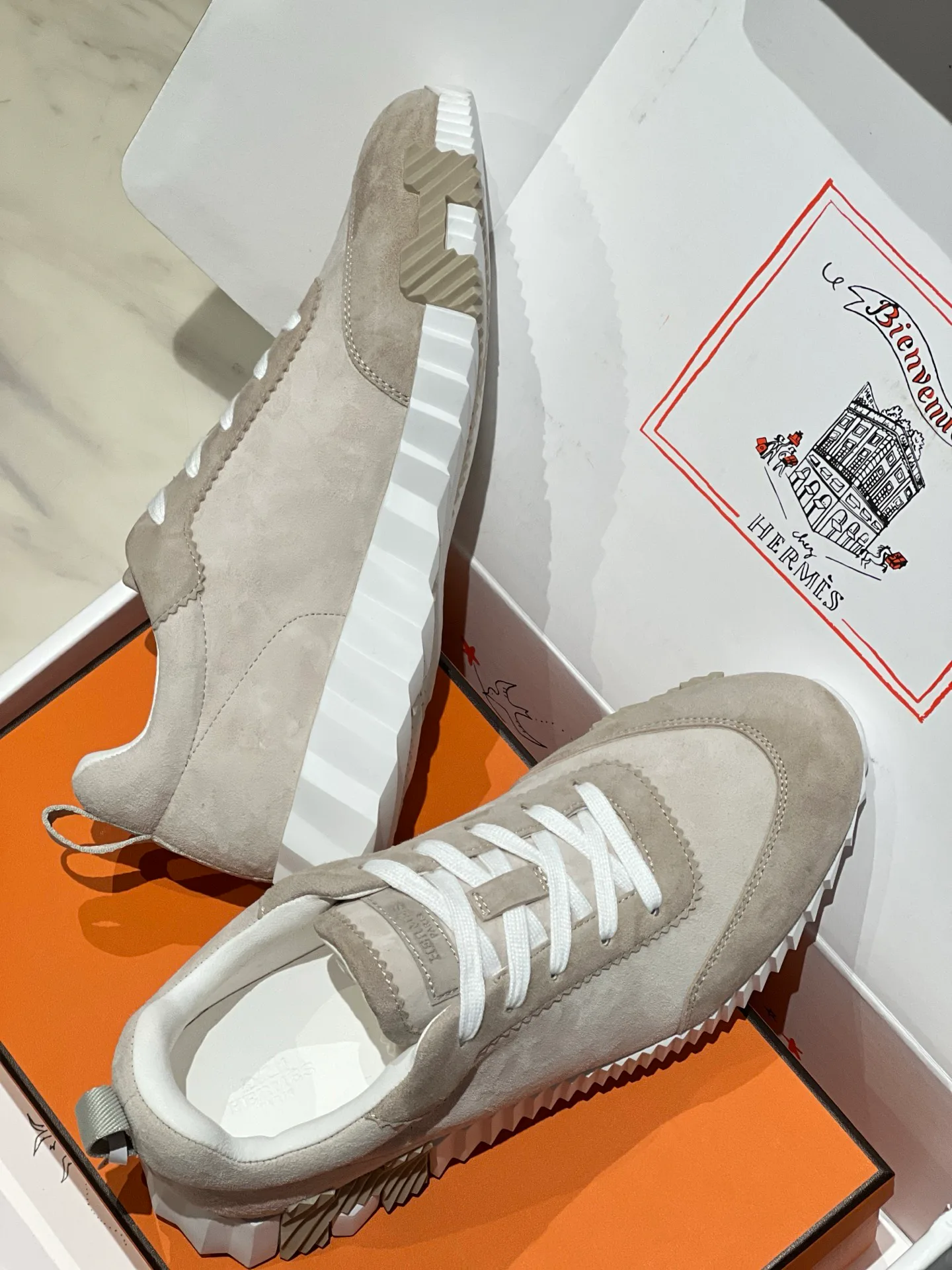 Women's Sneakers HERMES 18080316