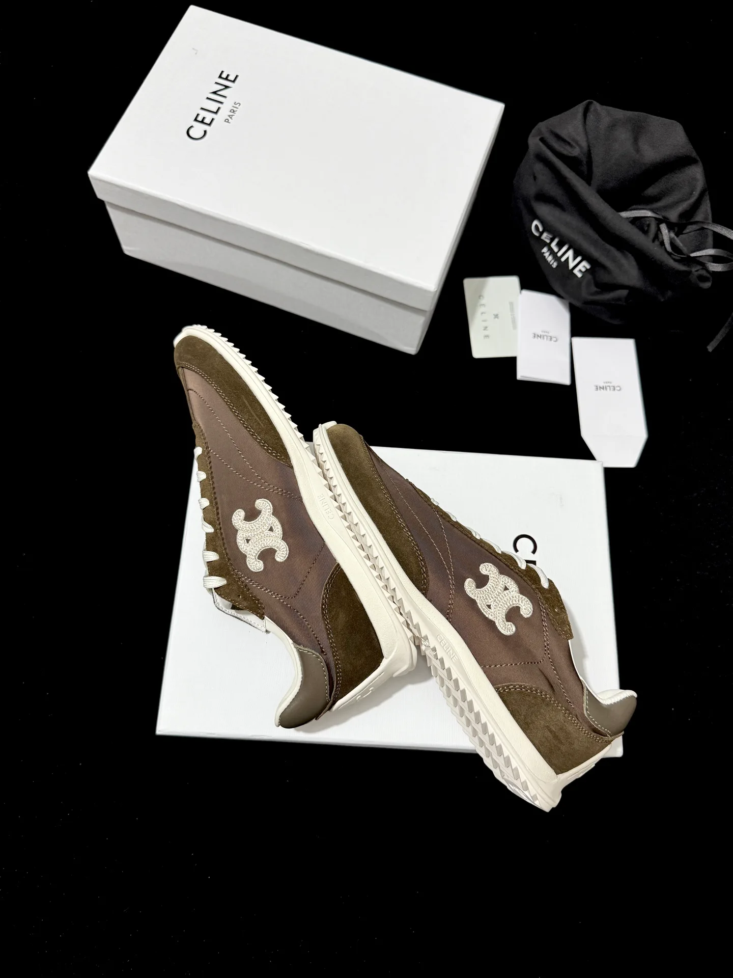 Women's Sneakers CELINE 18110391