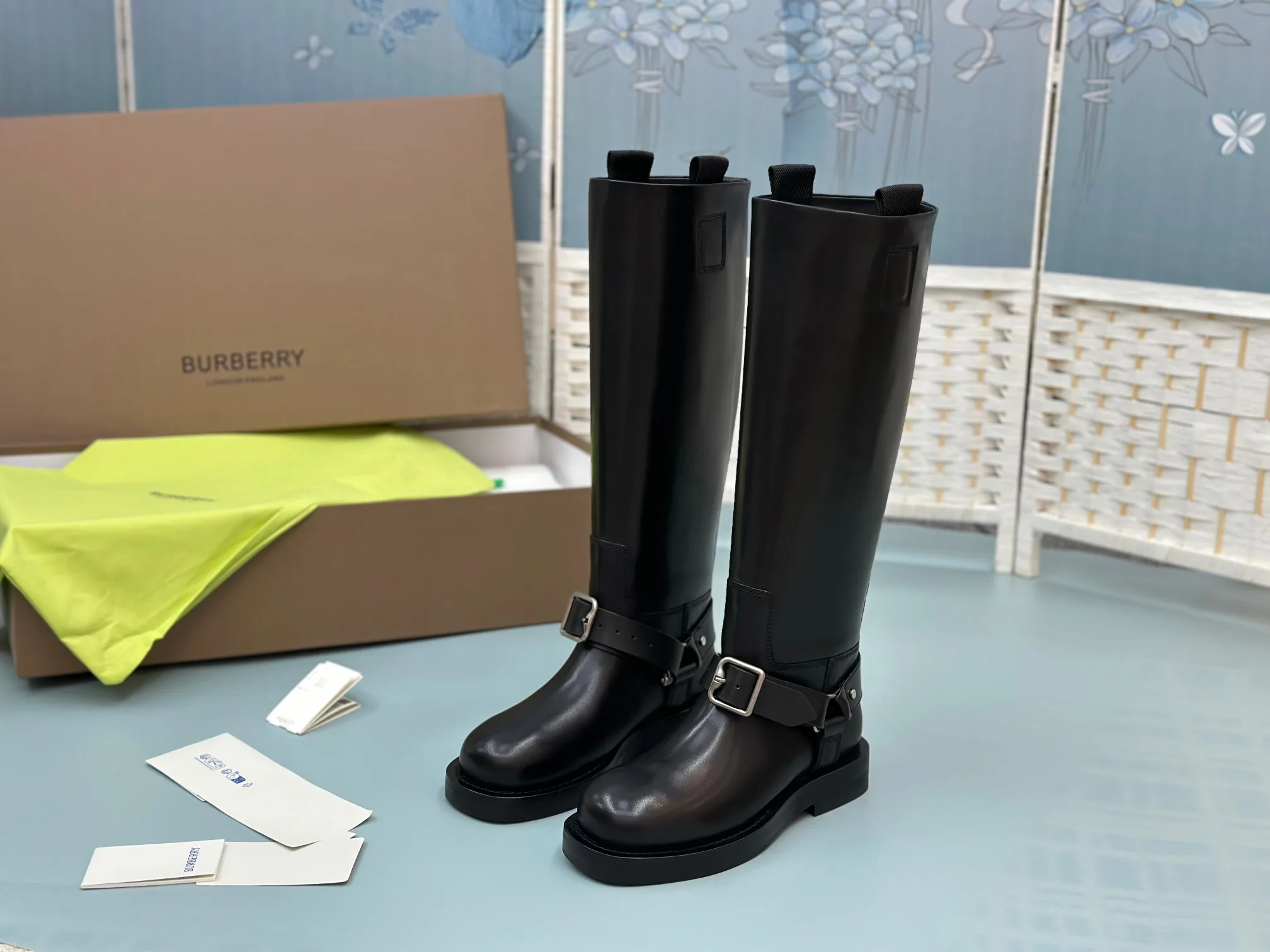 Women's Boots BURBERRY 17900226