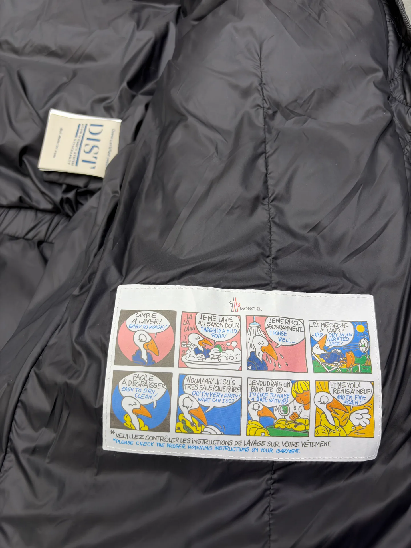 Women's Jackets And Down Jackets MONCLER 17801593