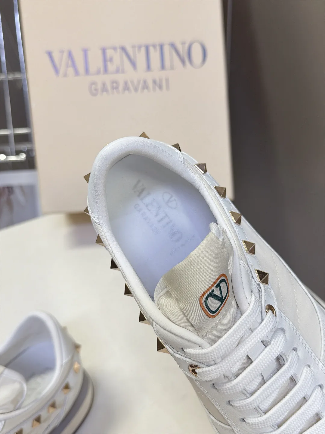 Women's Sneakers VALENTINO 17887671