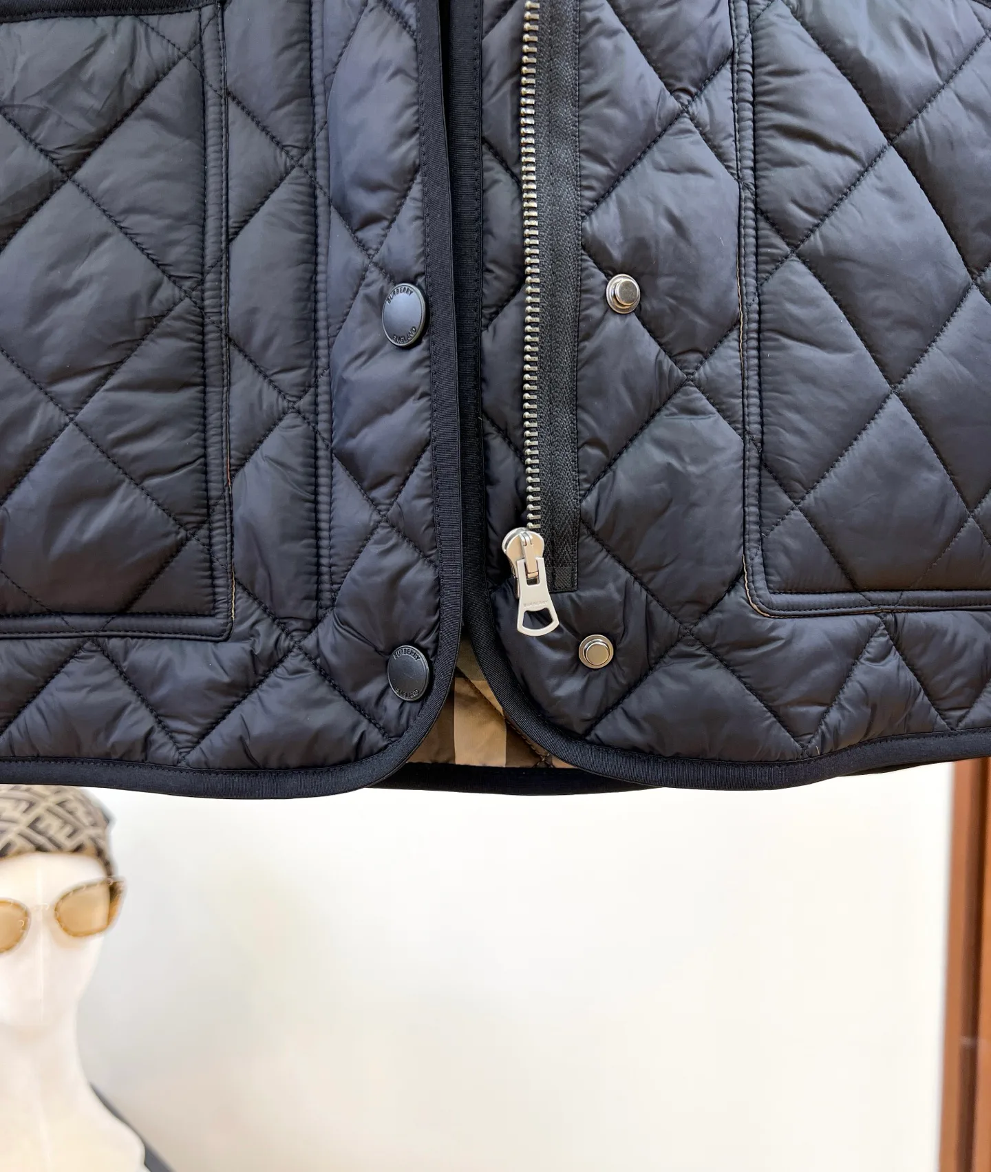 Women's Jackets And Down Jackets BURBERRY 17964803