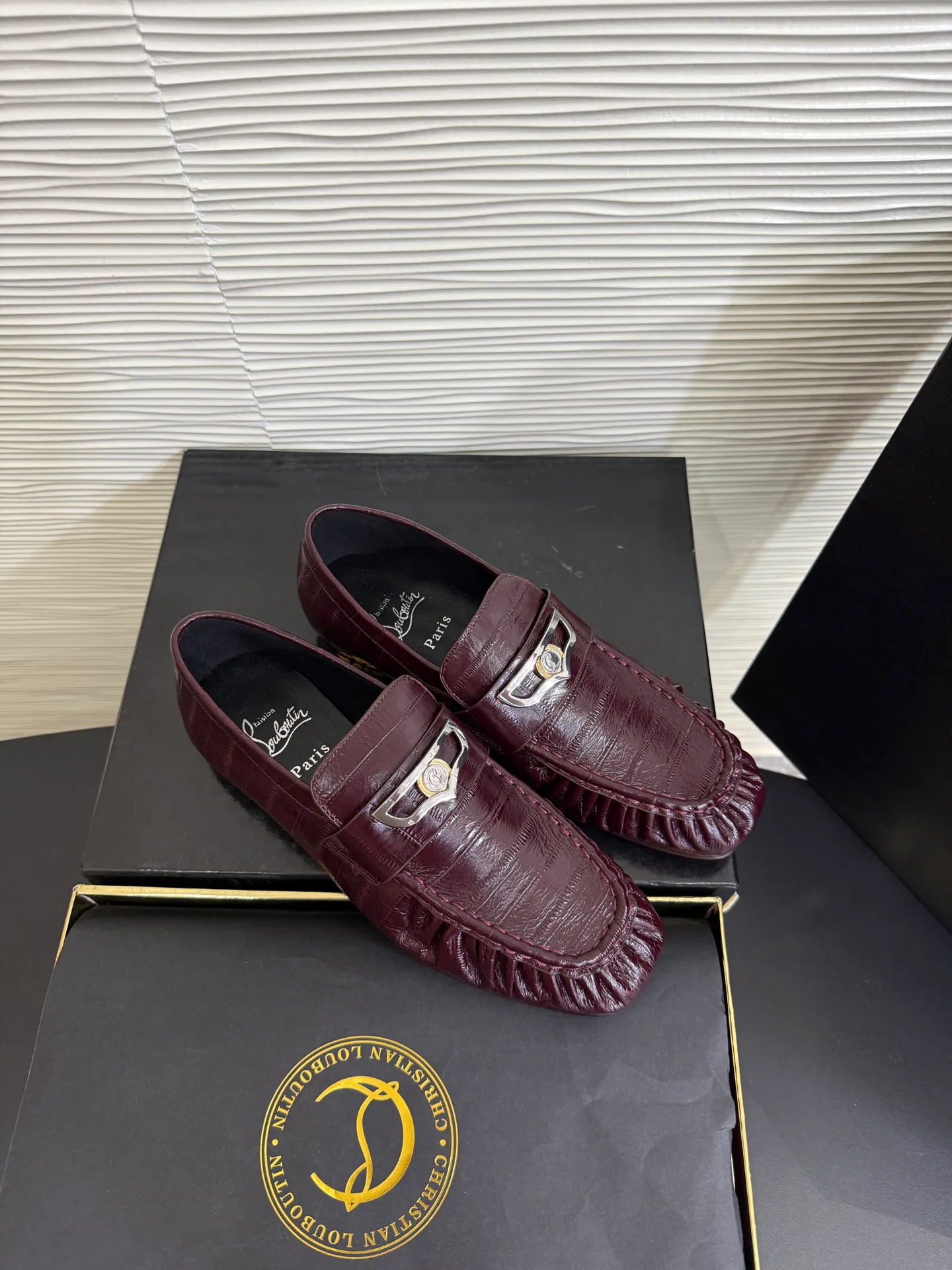 Women's Loafers And Moccasins CHRISTIAN LOUBOUTIN 19584072