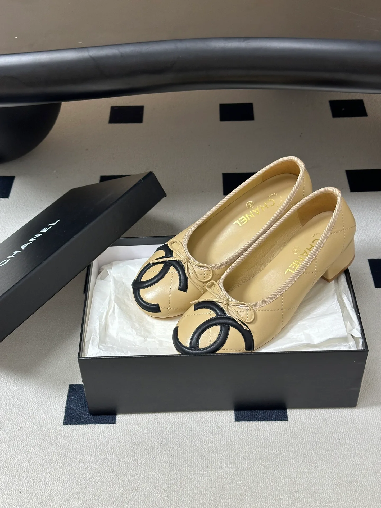Women's Ballet Flats CHANEL 17889642