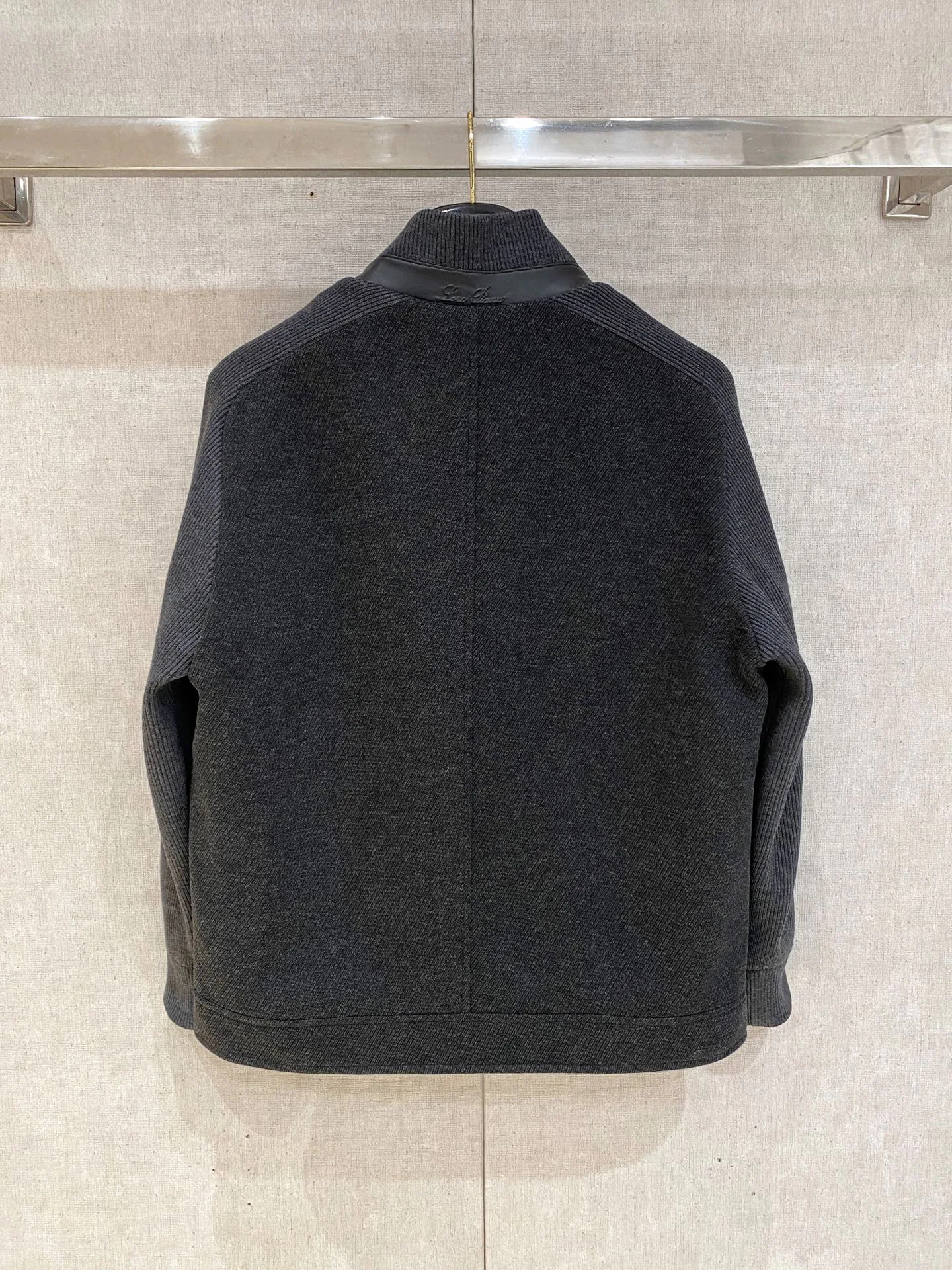 Men's Jackets And Down Jackets LORO PIANA 18273033