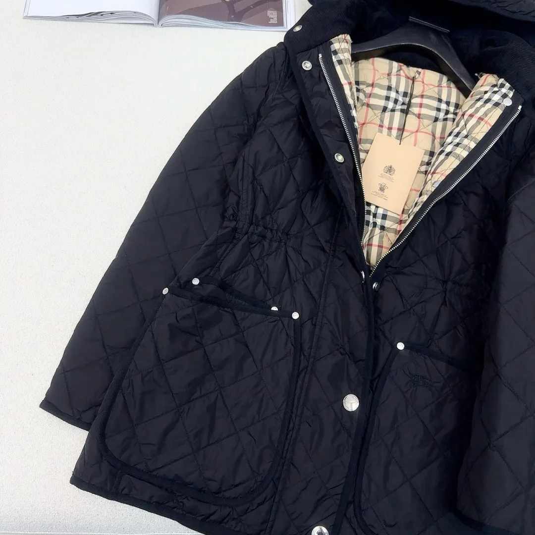 Women's Jackets And Down Jackets BURBERRY 17840423