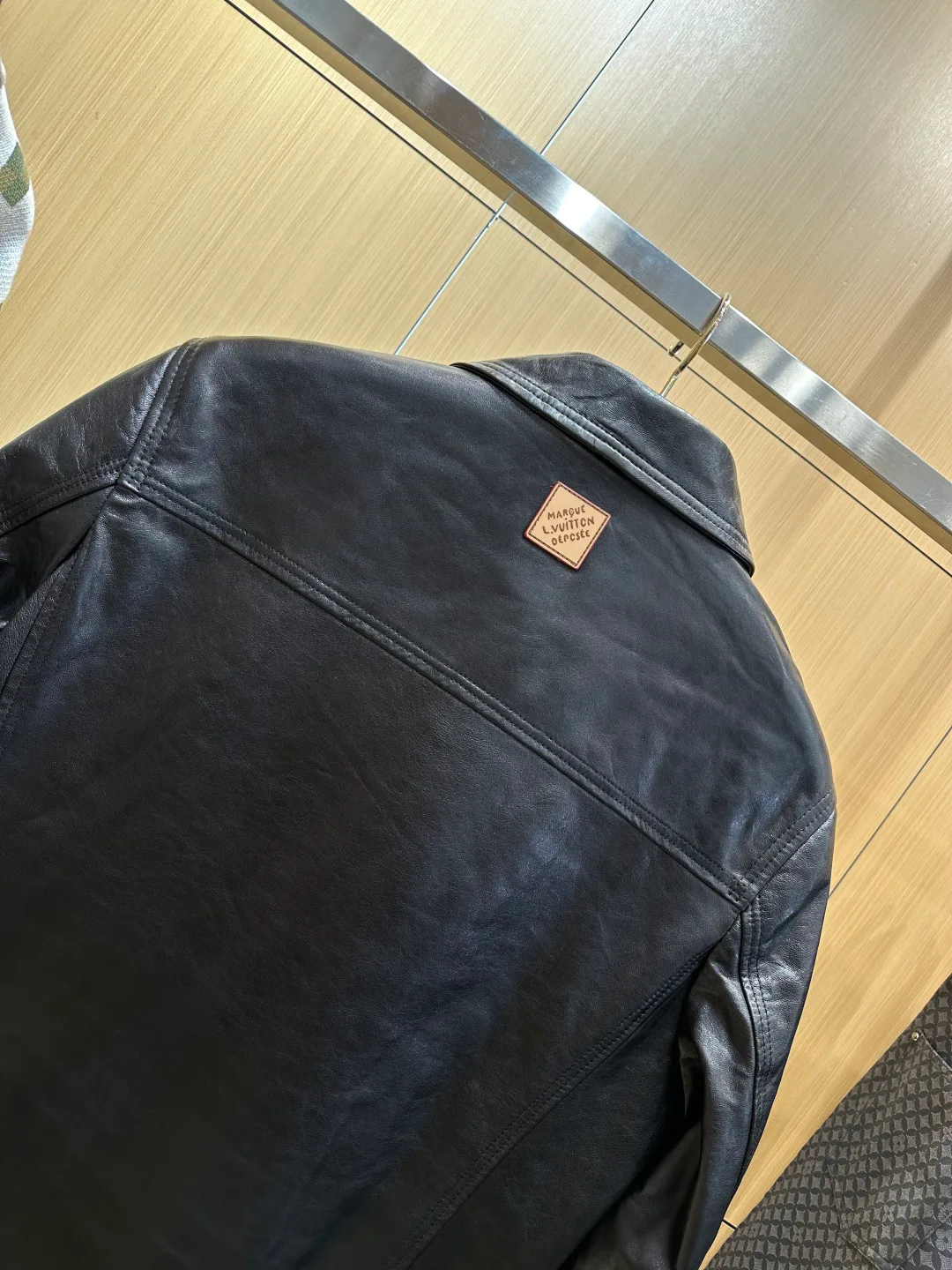 Men's Leather Jackets And Sheepskin Coats LOUIS VUITTON 17802557