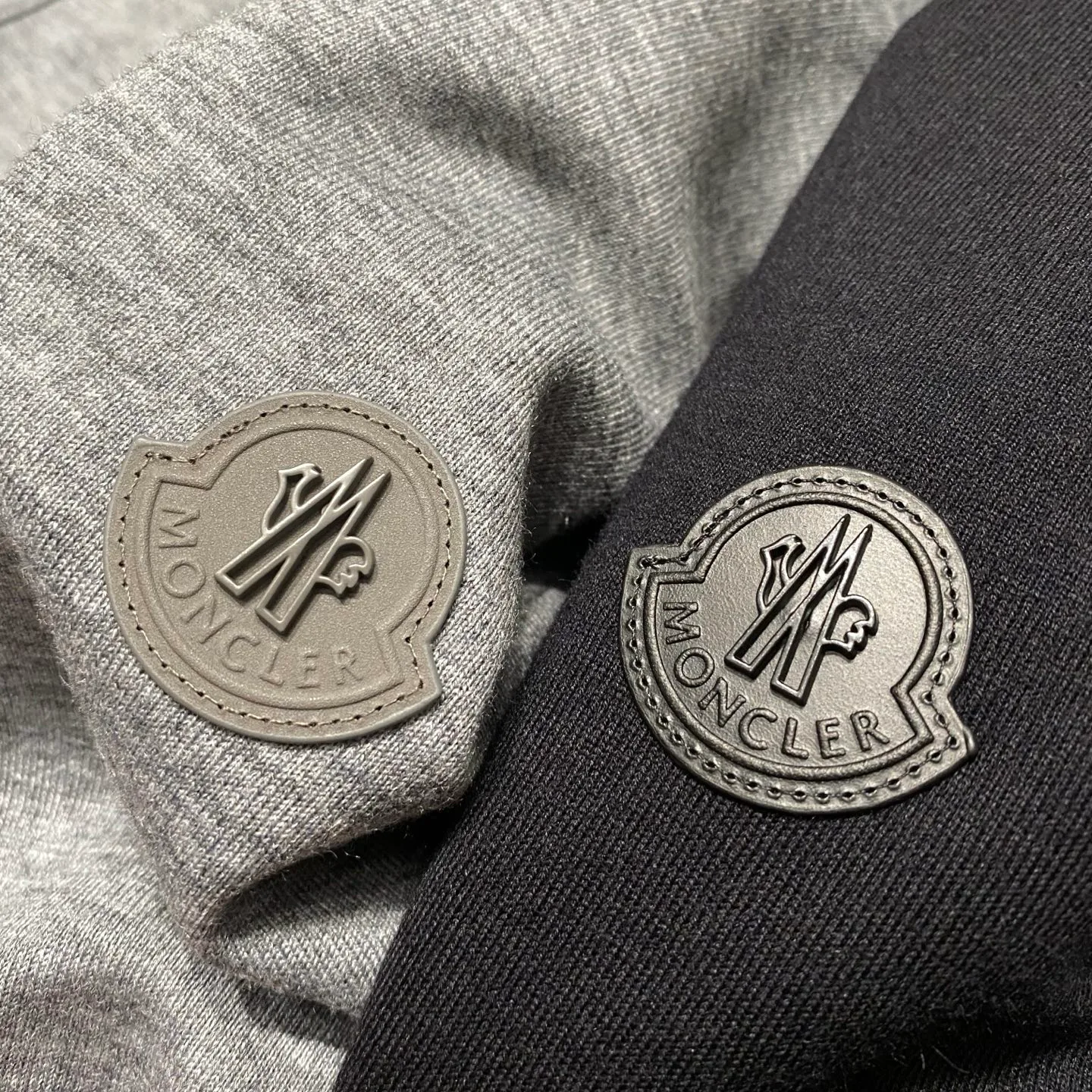 Men's Jackets And Down Jackets MONCLER 17938030