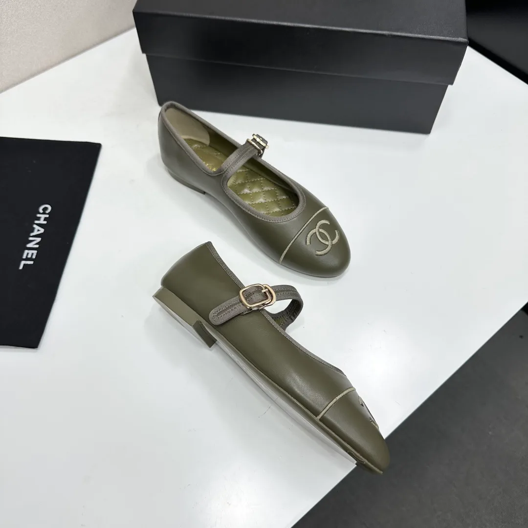 Women's Heels CHANEL 18083713