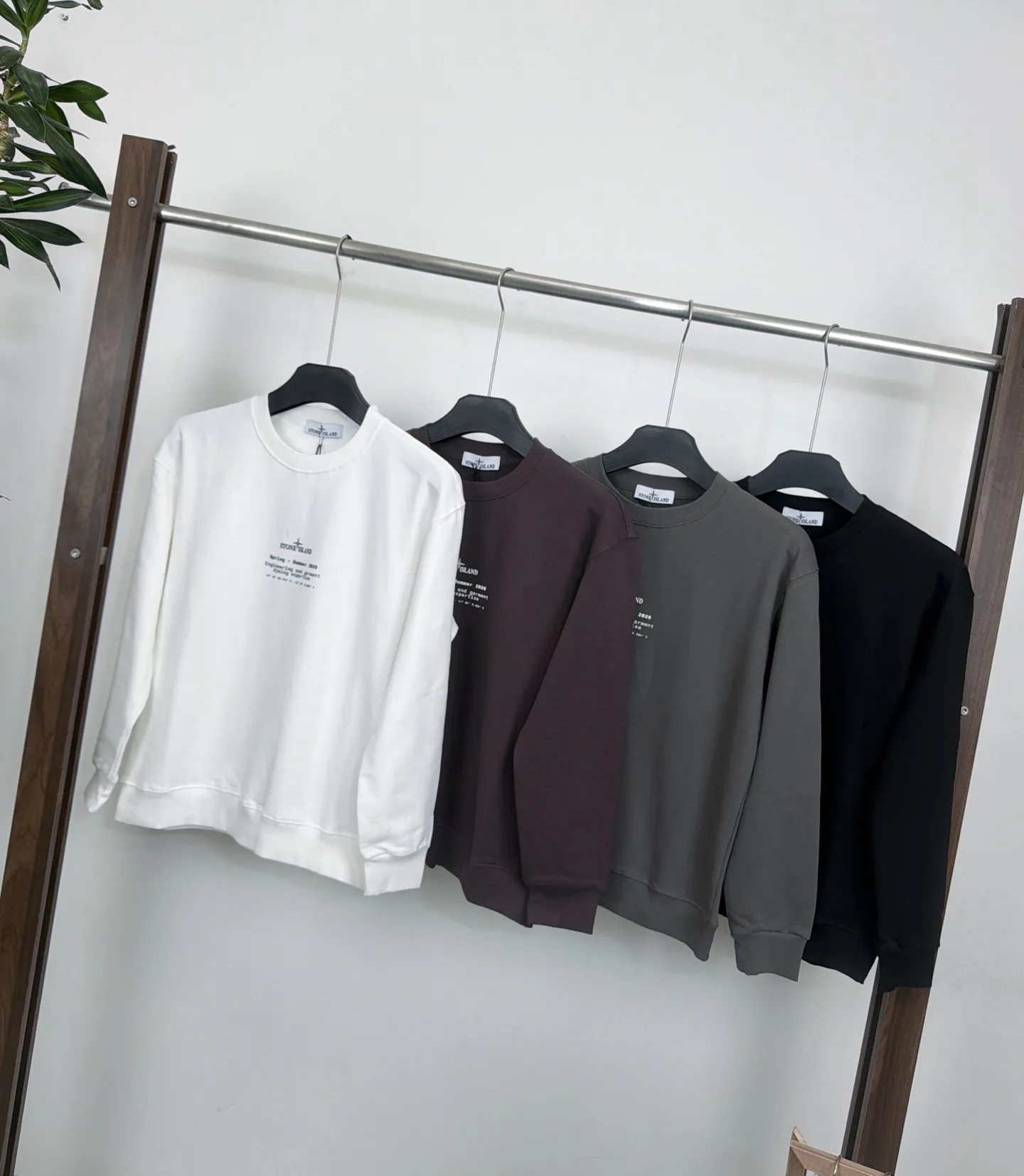 Men's Sweatshirts And Hoodies STONE ISLAND 18002066