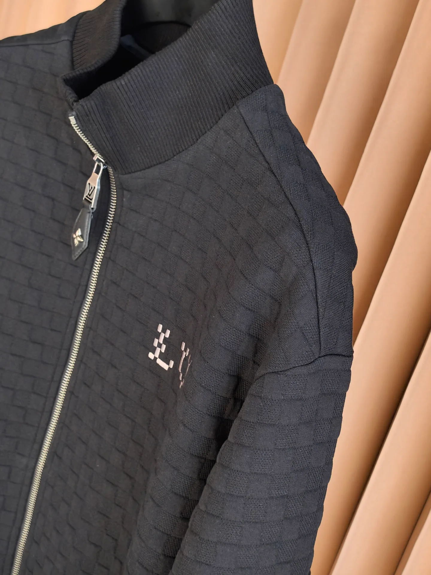 Men's Jackets And Down Jackets LOUIS VUITTON 17412694