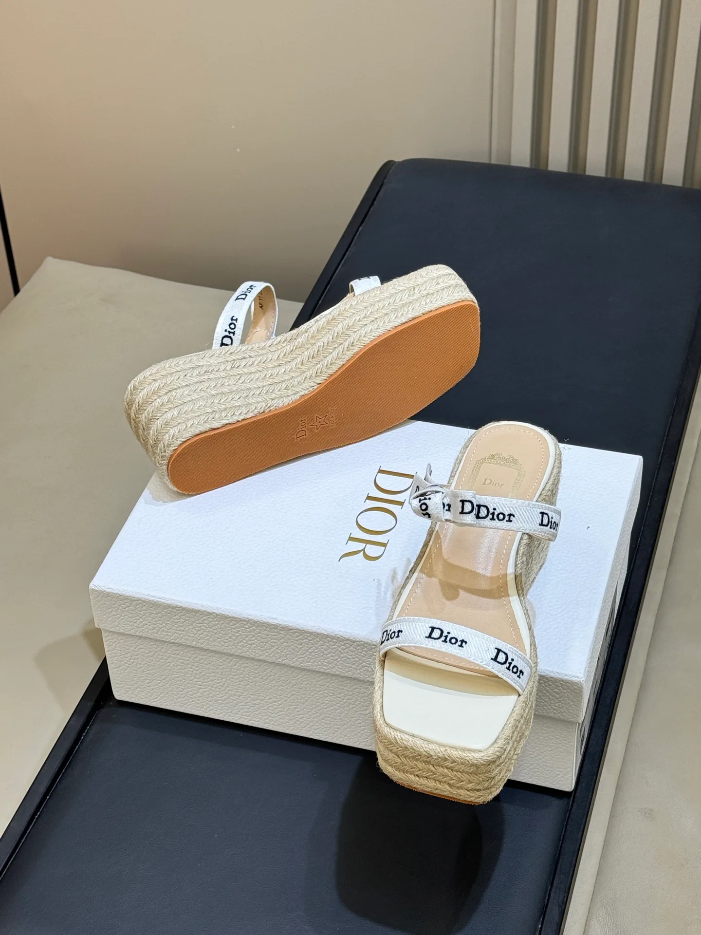 Women's Open-Toe Sandals CHRISTIAN DIOR 18073406
