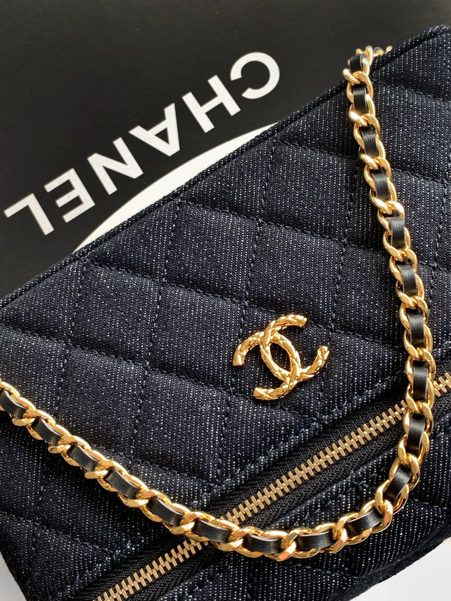 Классические Сумки Женские Chanel 18588843