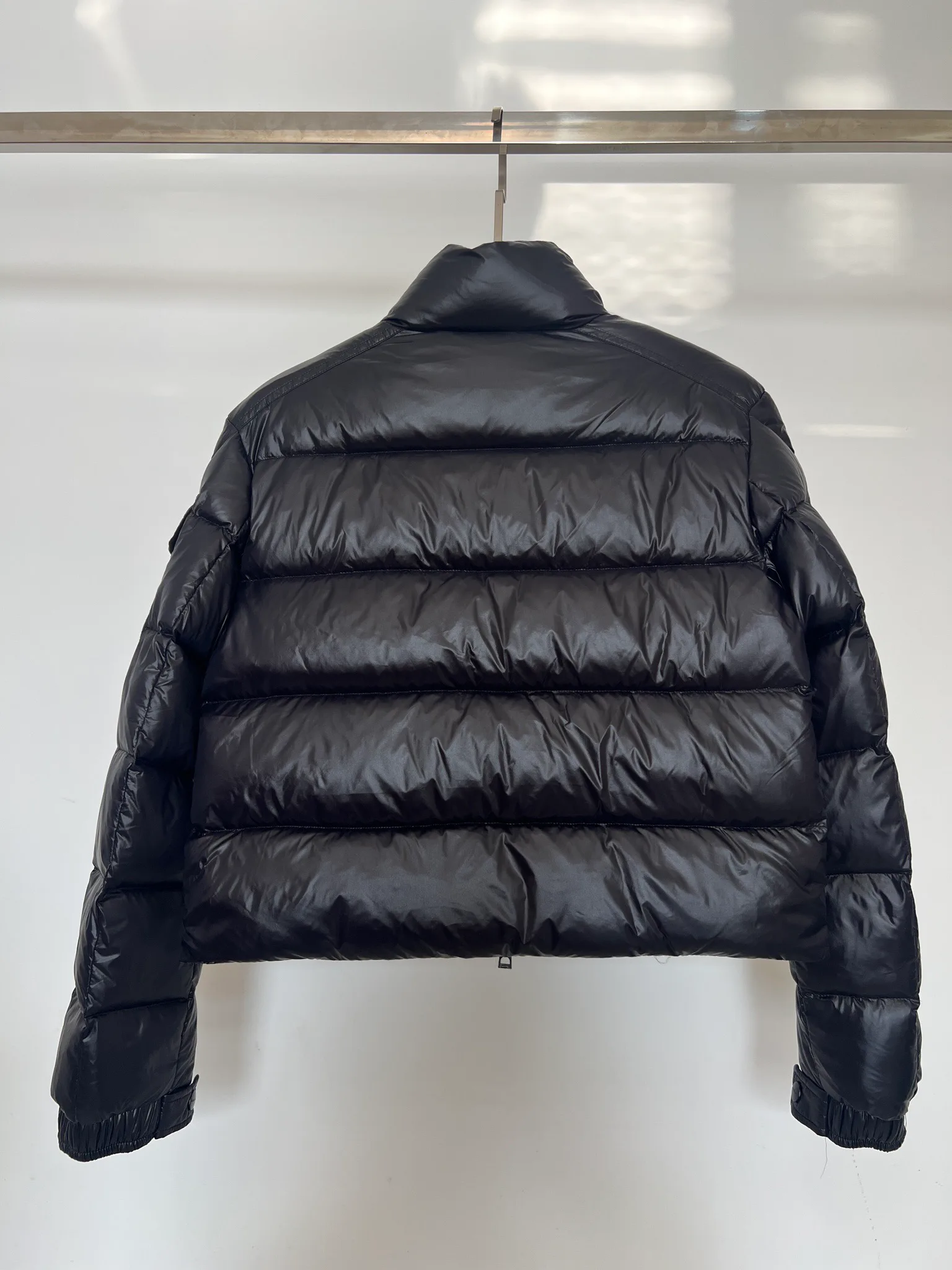 Women's Jackets And Down Jackets MONCLER 18416130
