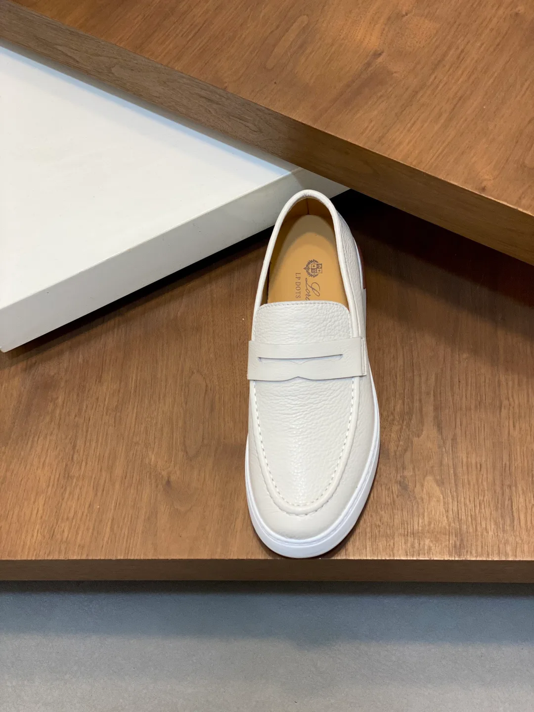 Men's Loafers And Dress Shoes LORO PIANA 18079013