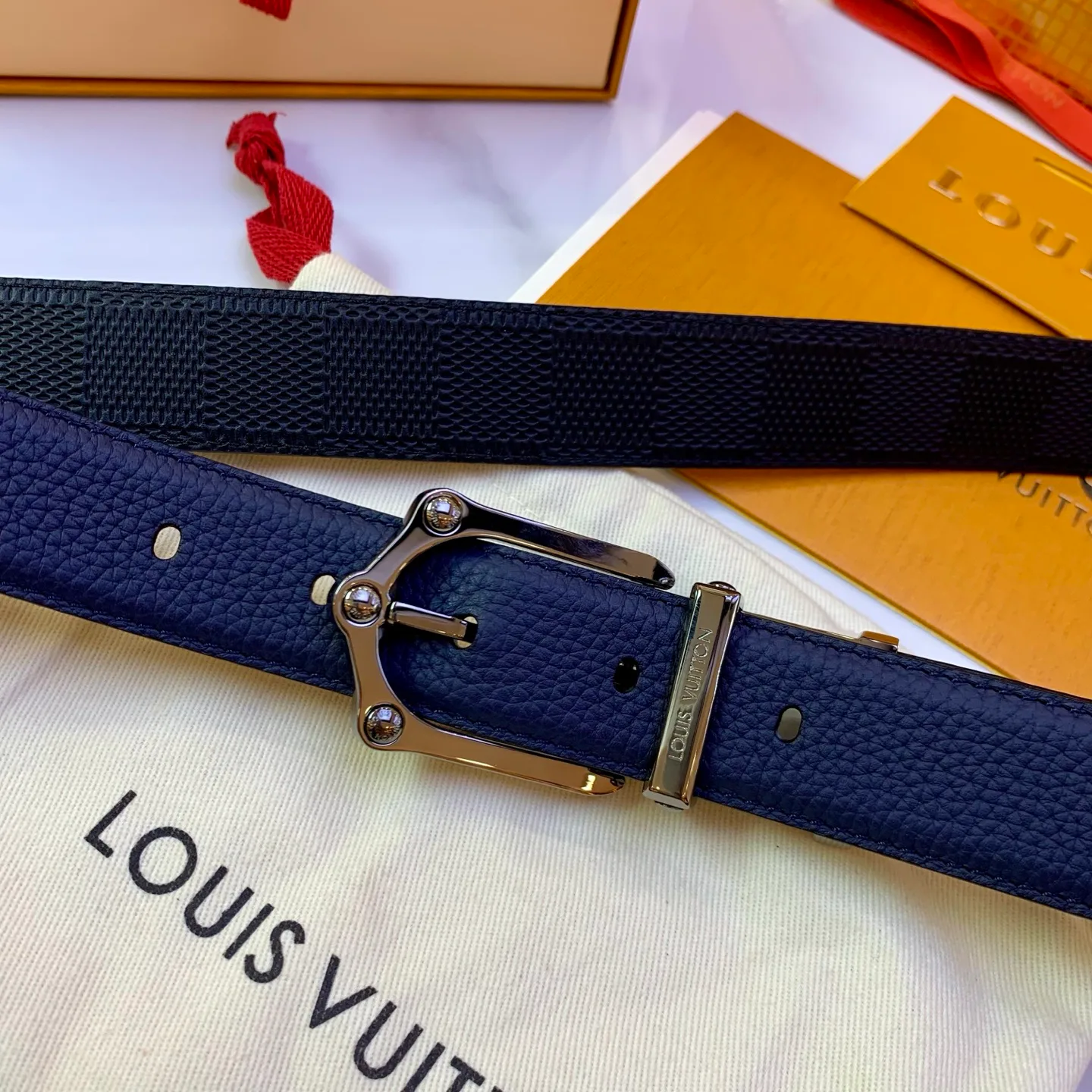 Belts LOUIS VUITTON 17638908
