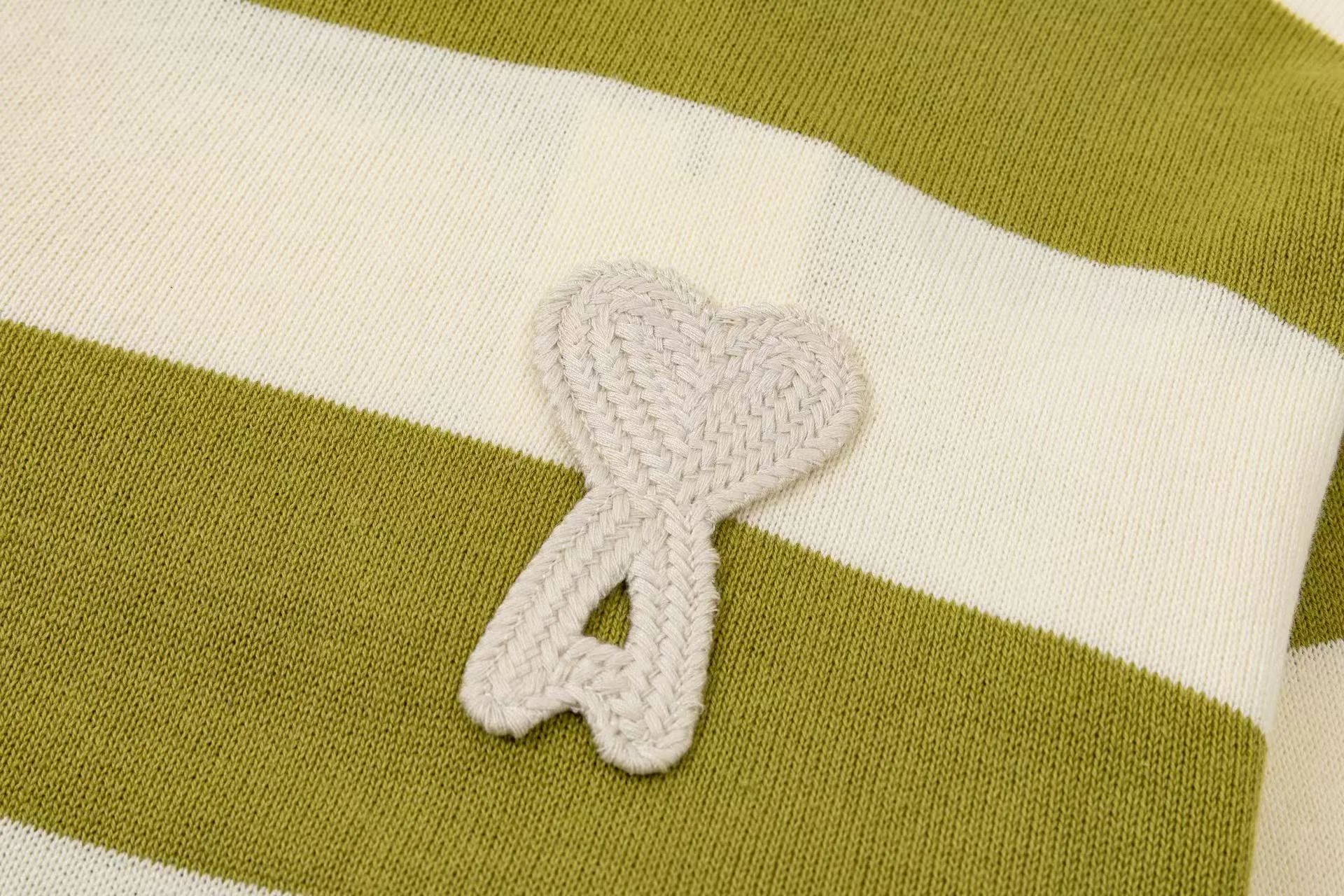 Men's Jumpers And Sweaters AMI PARIS 18032870