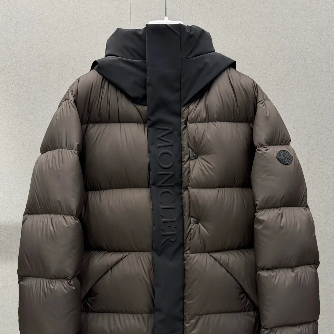 Men's Jackets And Down Jackets MONCLER 17391904