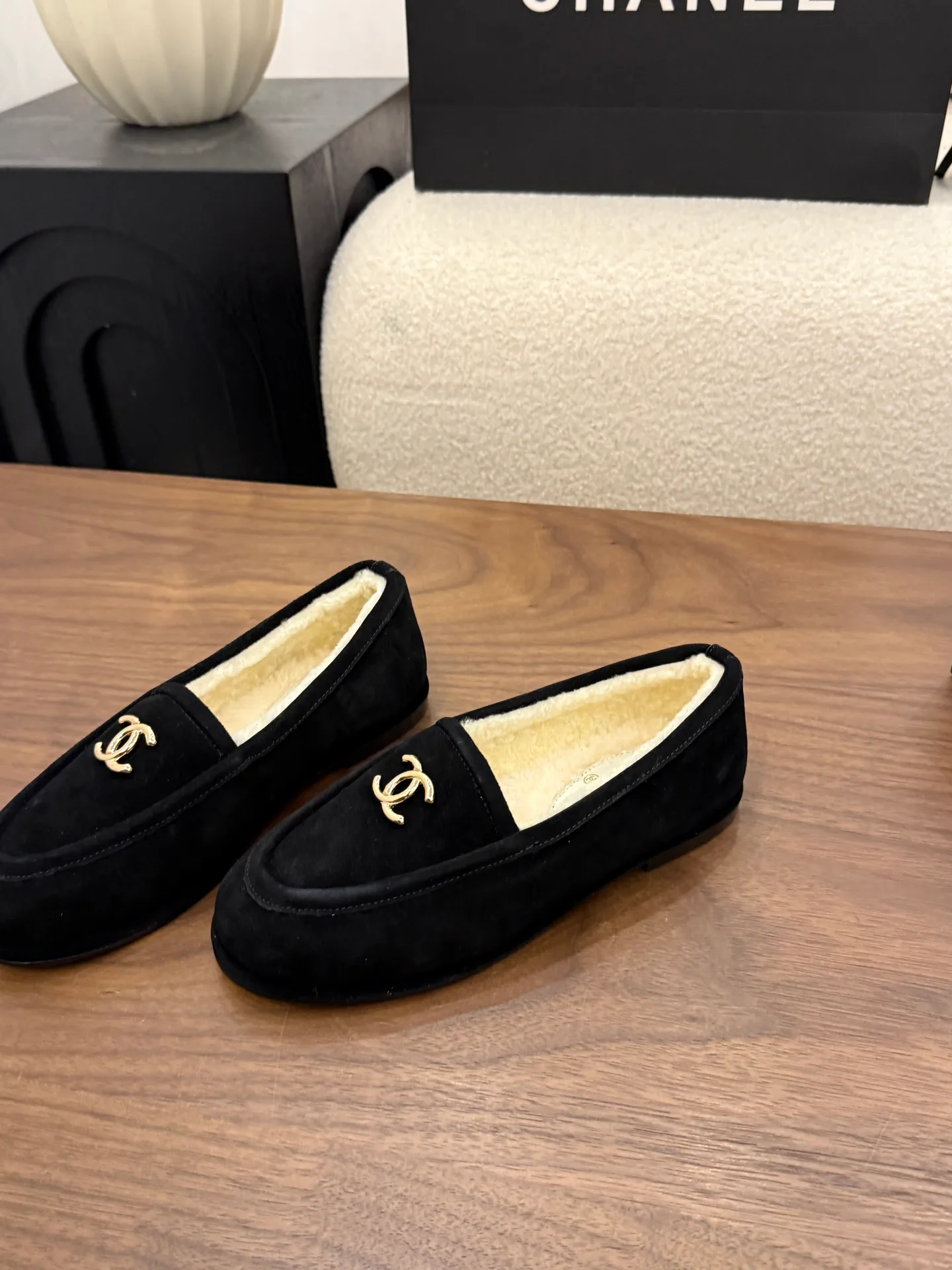 Women's Loafers And Moccasins CHANEL 18223690