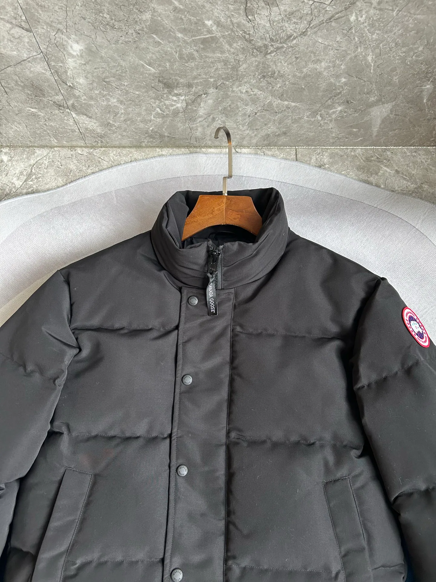 Men's Jackets And Down Jackets CANADA GOOSE 18007333