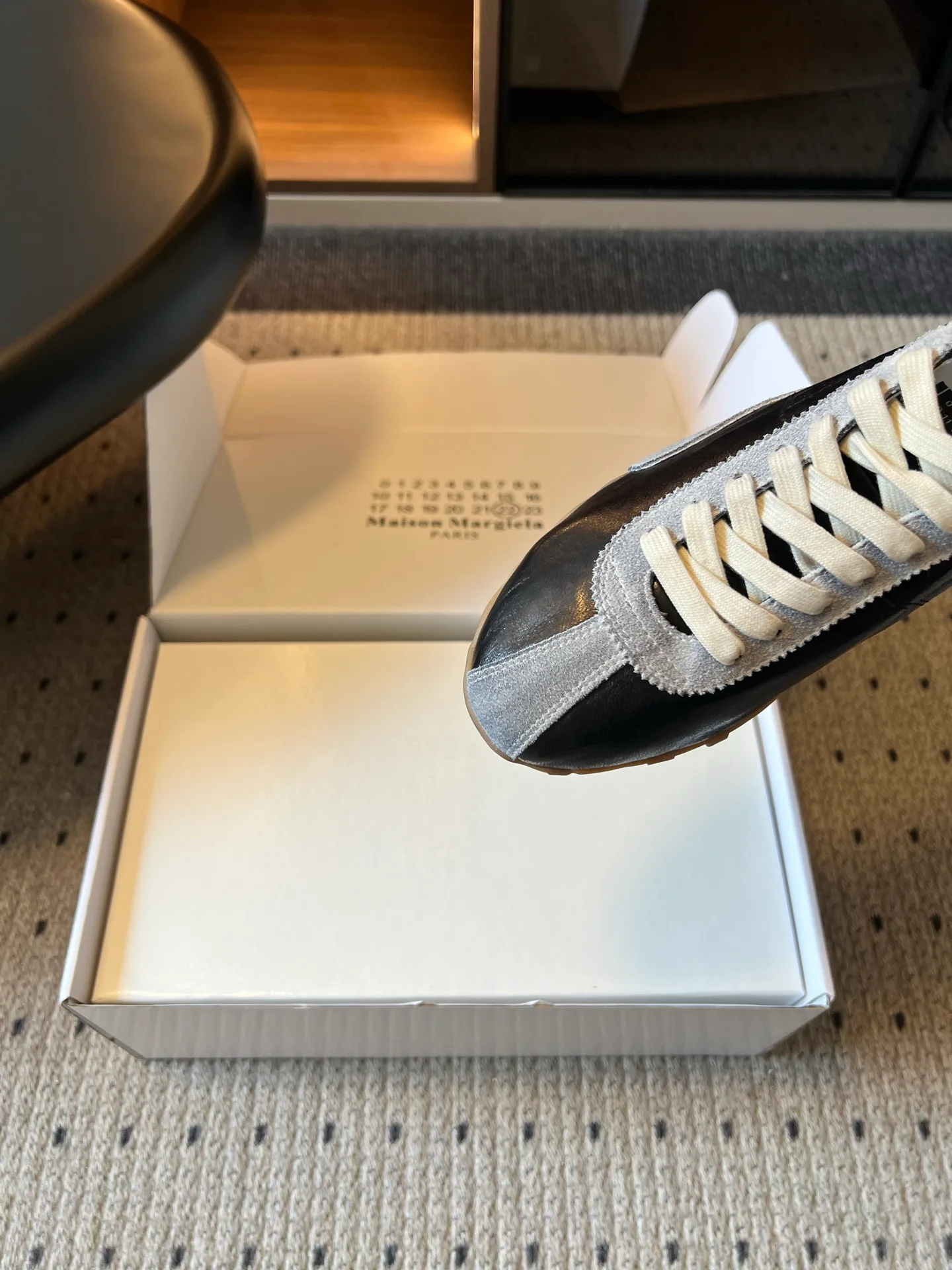 Women's Sneakers MAISON MARGIELA 17523636