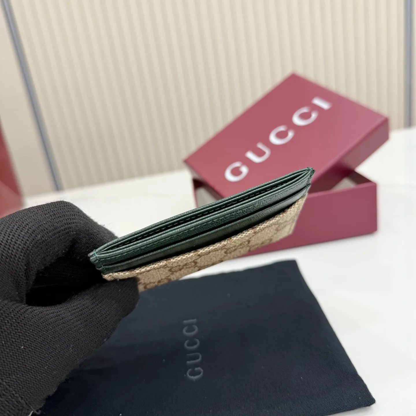 Women's Clutches GUCCI 17948286