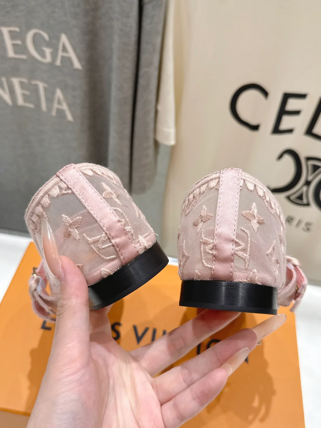 Women's Heels LOUIS VUITTON 17813186