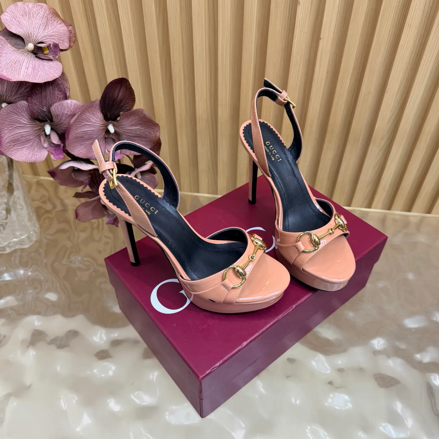 Women's Open-Toe Sandals GUCCI 17467491