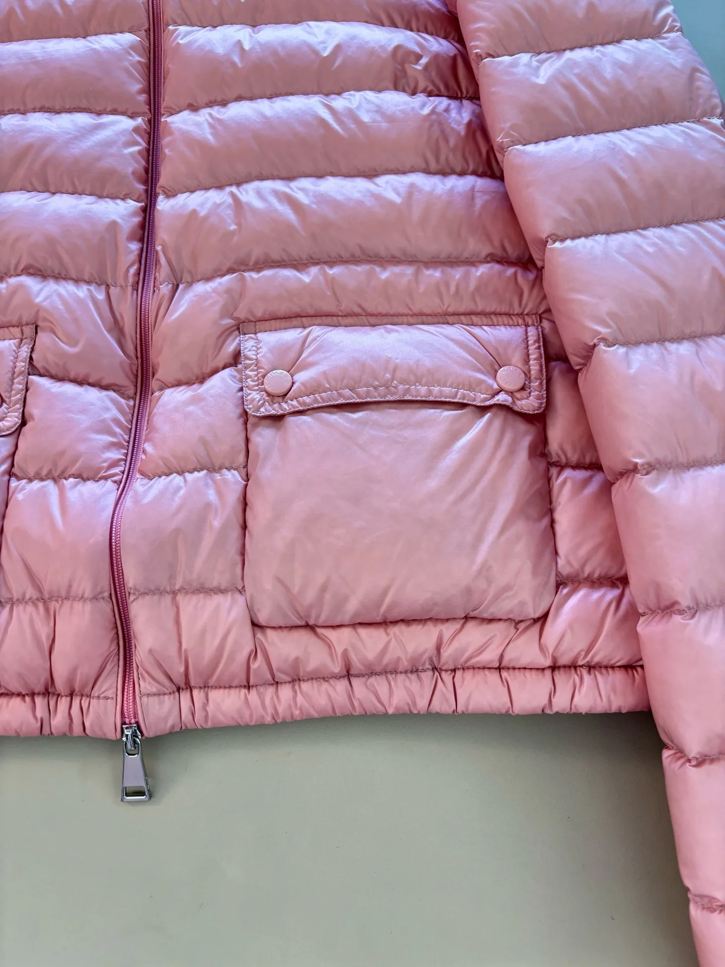 Women's Jackets And Down Jackets MONCLER 17973764