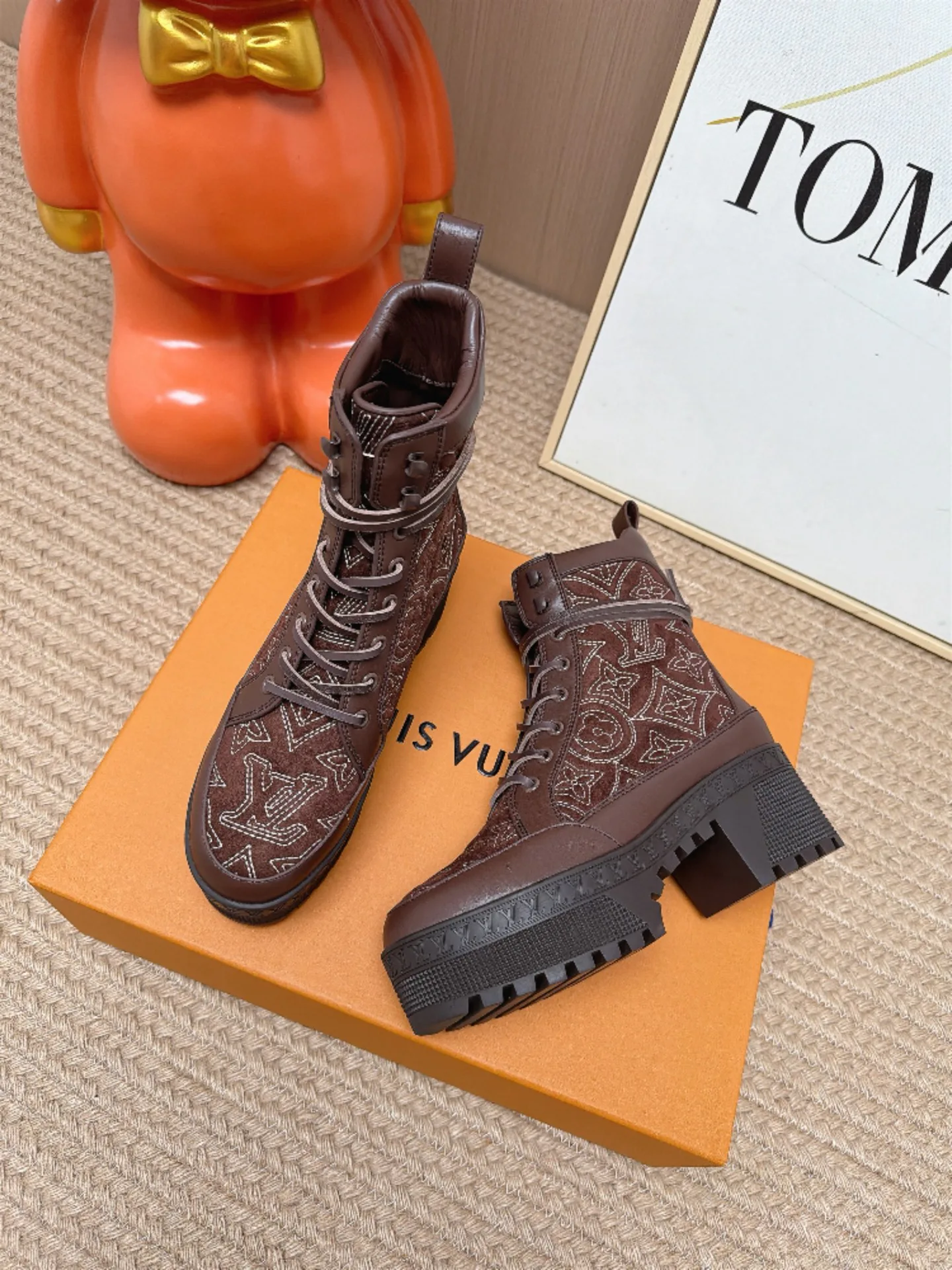 Women's Ankle Boots LOUIS VUITTON 18239718