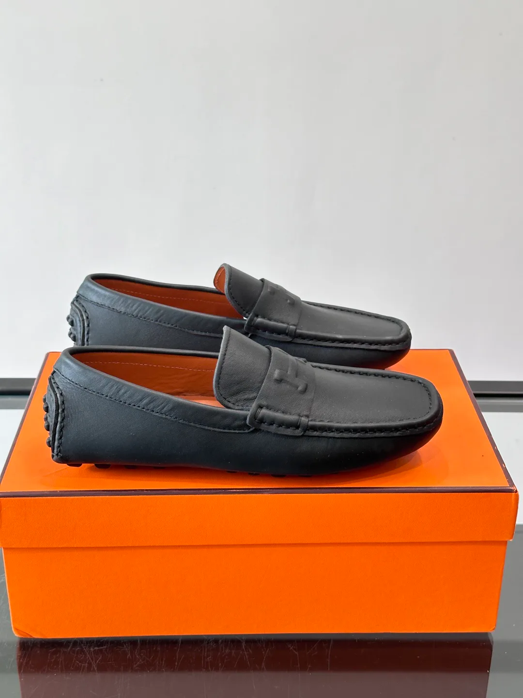 Men's Loafers And Dress Shoes HERMES 18102670
