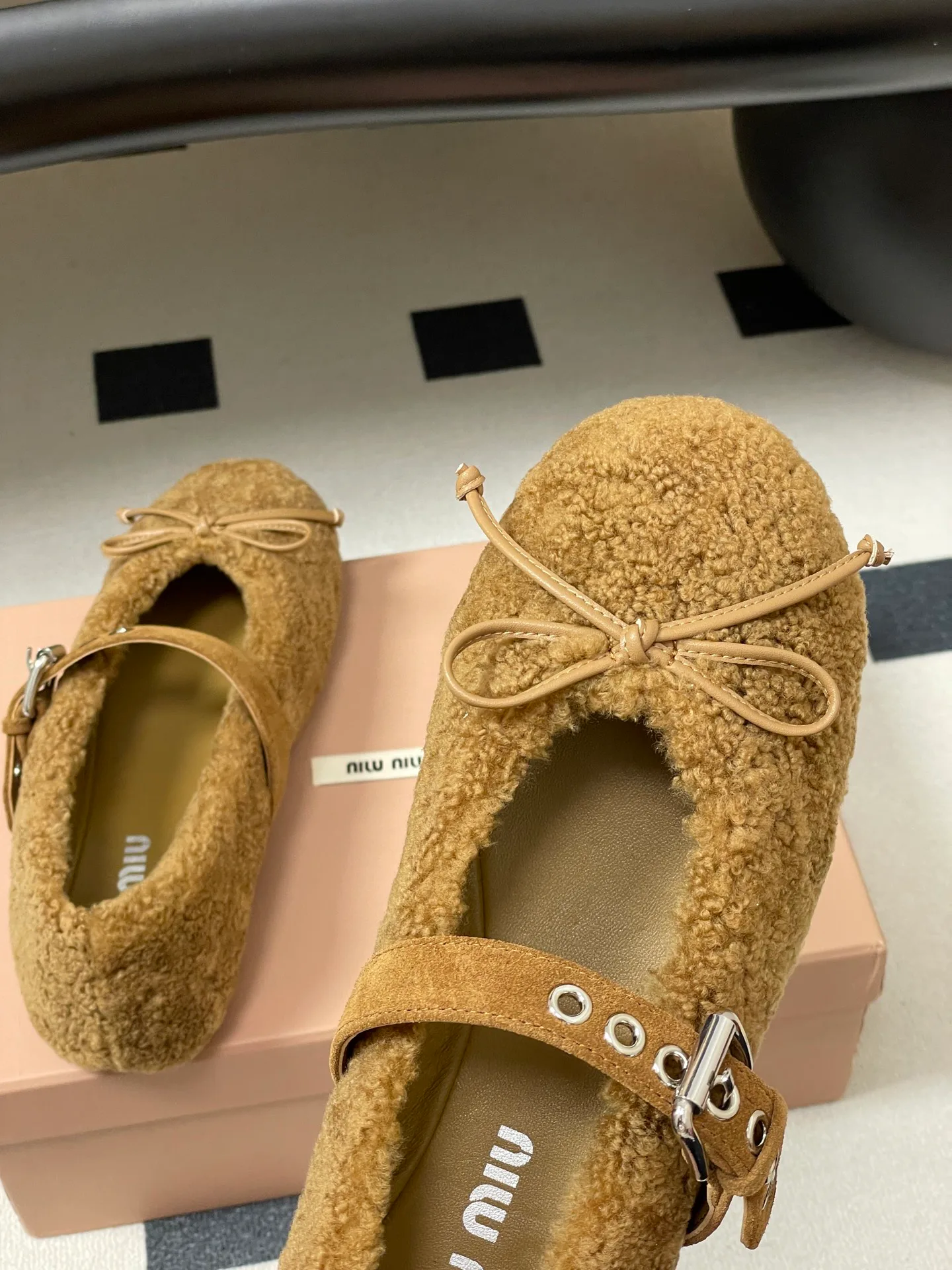 Women's Ballet Flats MIU MIU 18048981