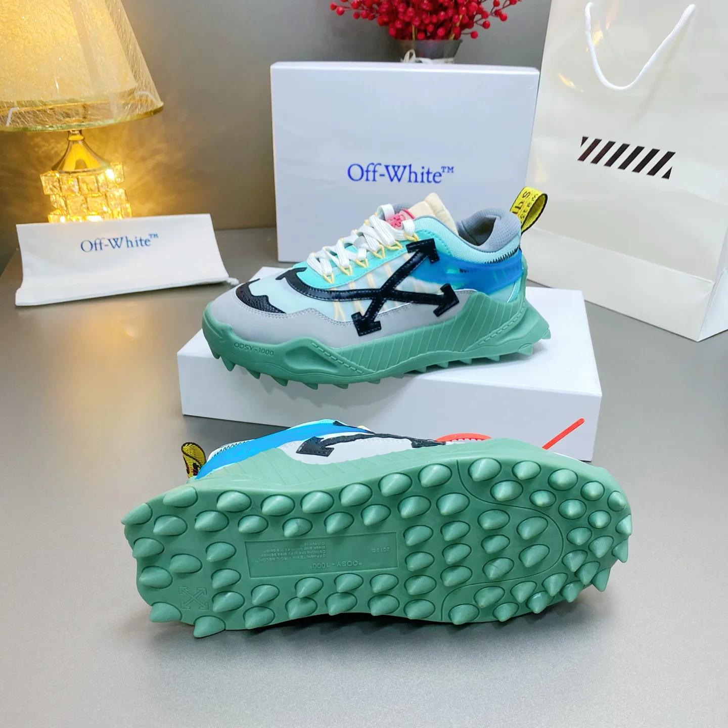 Women's Sneakers OFF-WHITE 17530535