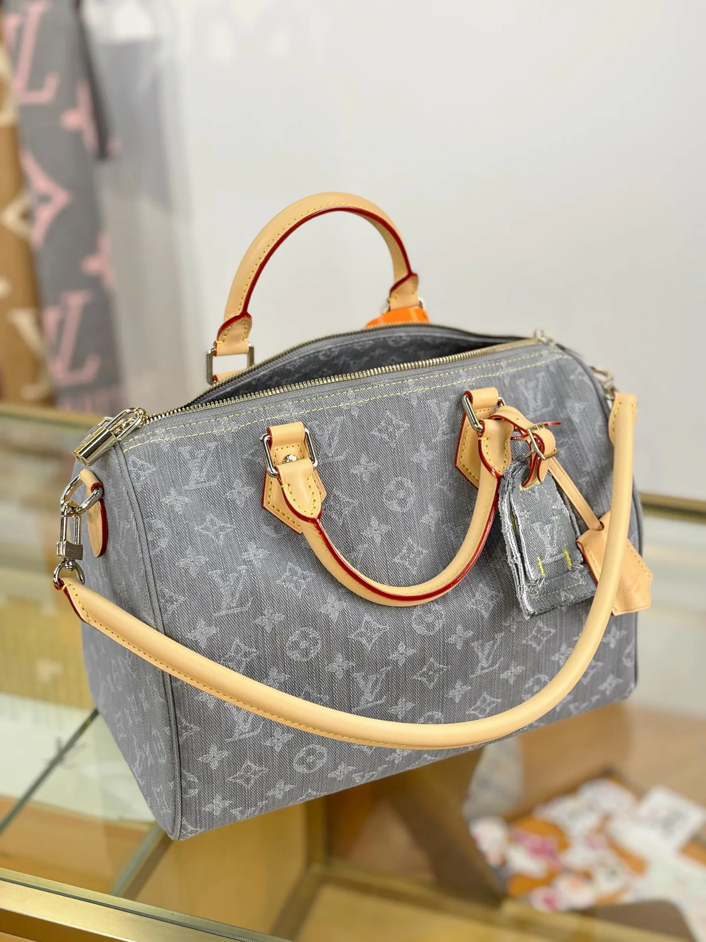 Women's Classic Handbags LOUIS VUITTON 18153142