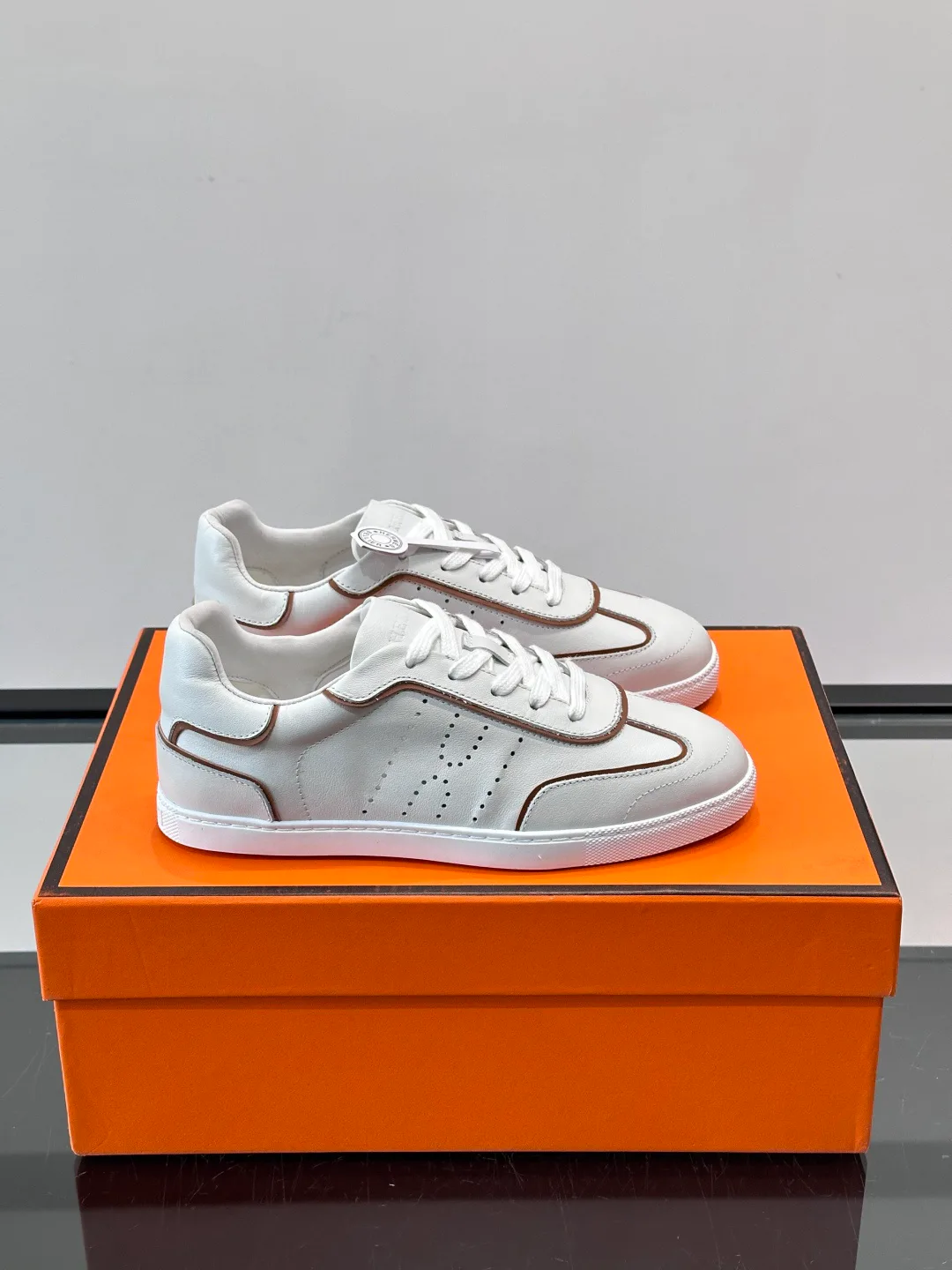 Women's Sneakers HERMES 18102930