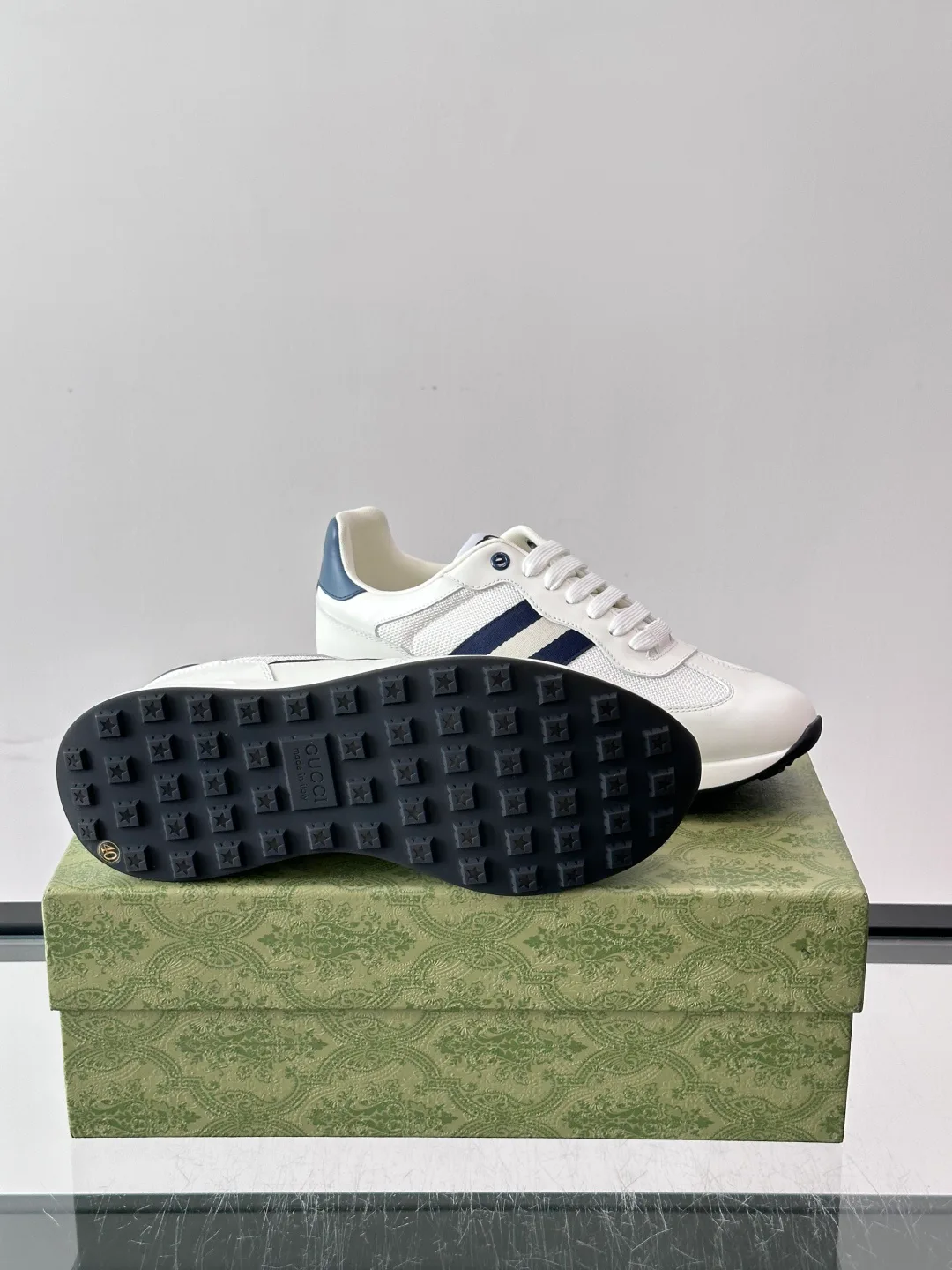 Men's Sneakers GUCCI 17646050