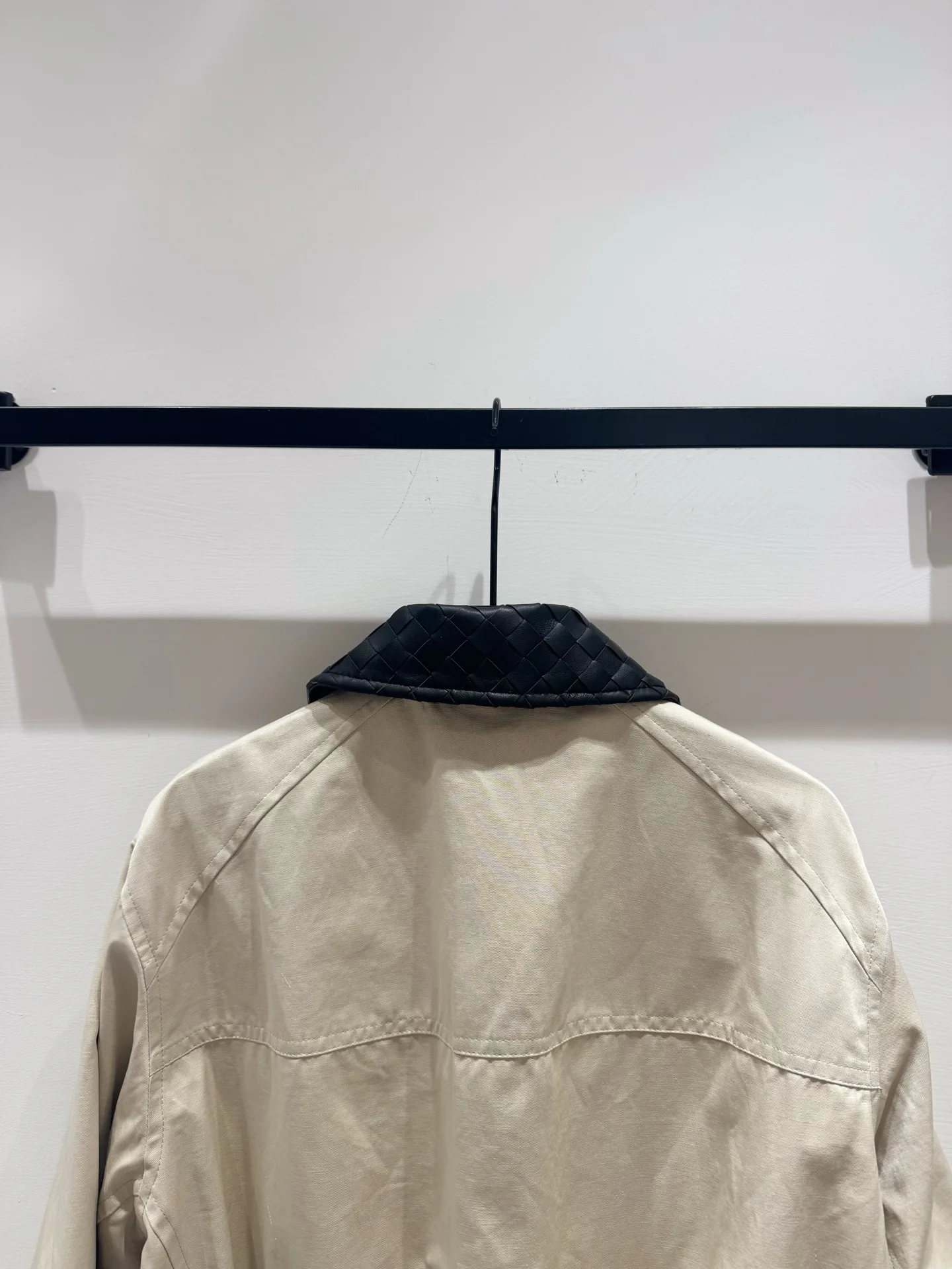 Куртки И Пуховики Женские Bottega Veneta 18654731
