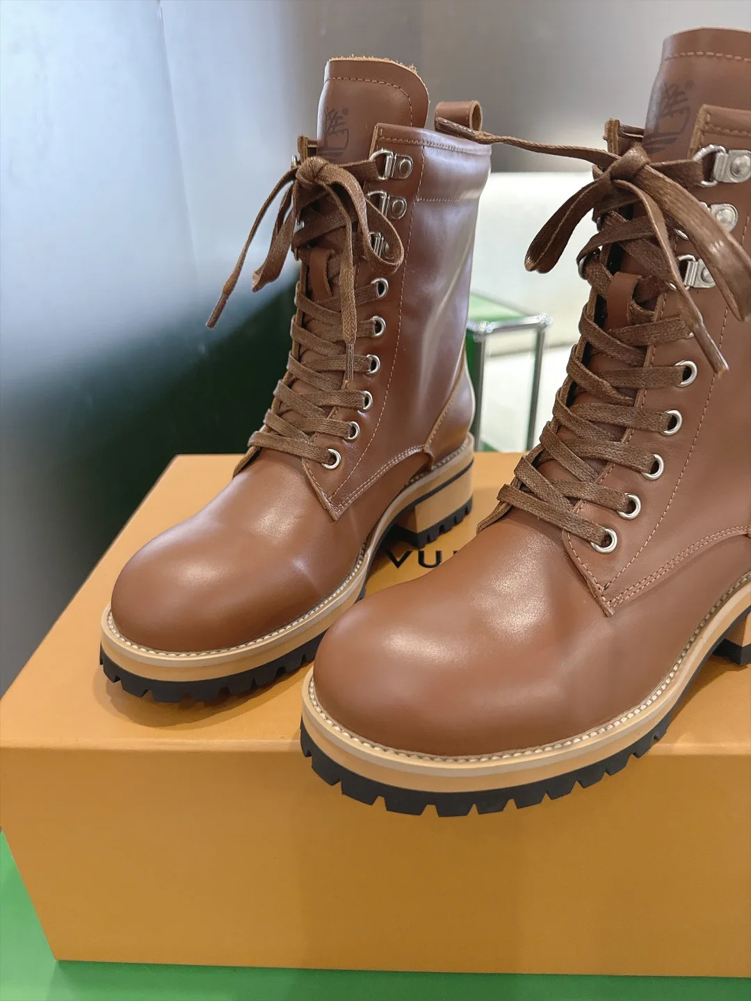 Women's Ankle Boots LOUIS VUITTON 18053353