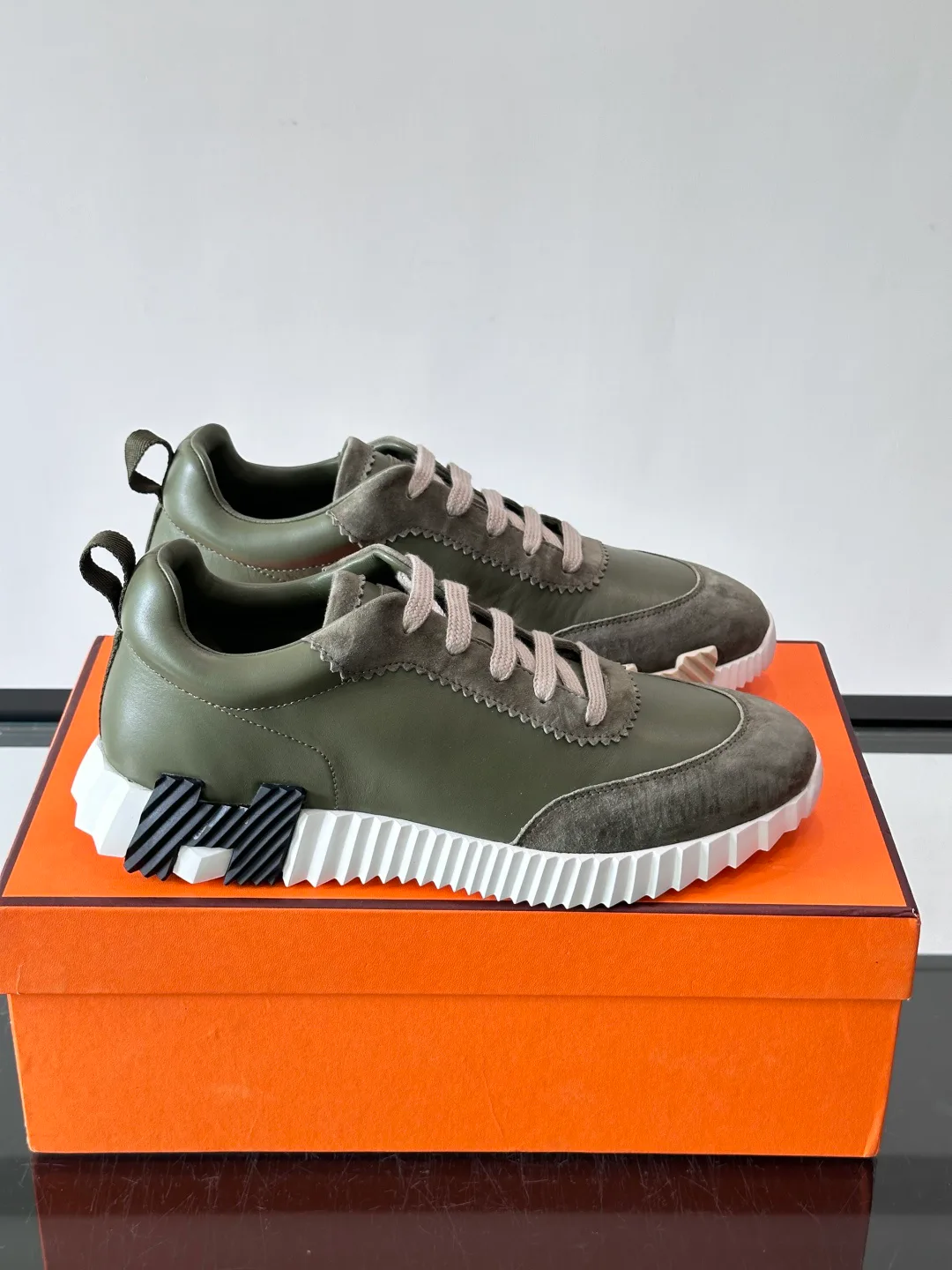 Men's Sneakers HERMES 18102597