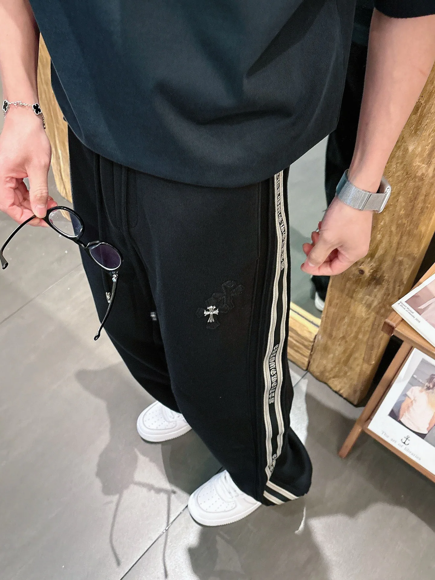 Брюки Мужские Chrome Hearts 18596883