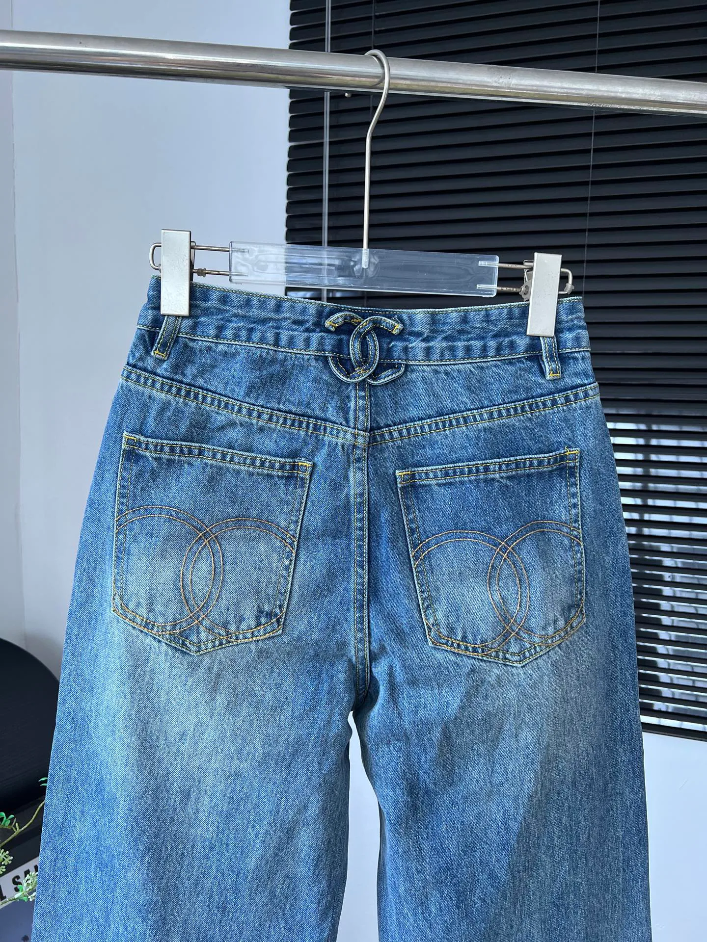 Women's Jeans CHANEL 18363352